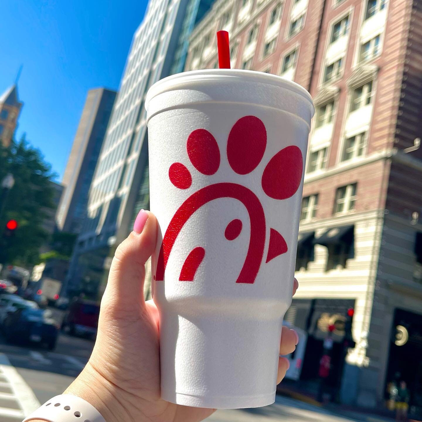 When a holiday falls on a Monday, it calls for Chick-fil-A ❤️

We are open limited hours today for Labor Day from 10:30am - 9:00pm (no breakfast will be served). We look forward to serving you!
&bull;
&bull;
&bull;
#TheLittleThings #ChickfilA #MyPlea