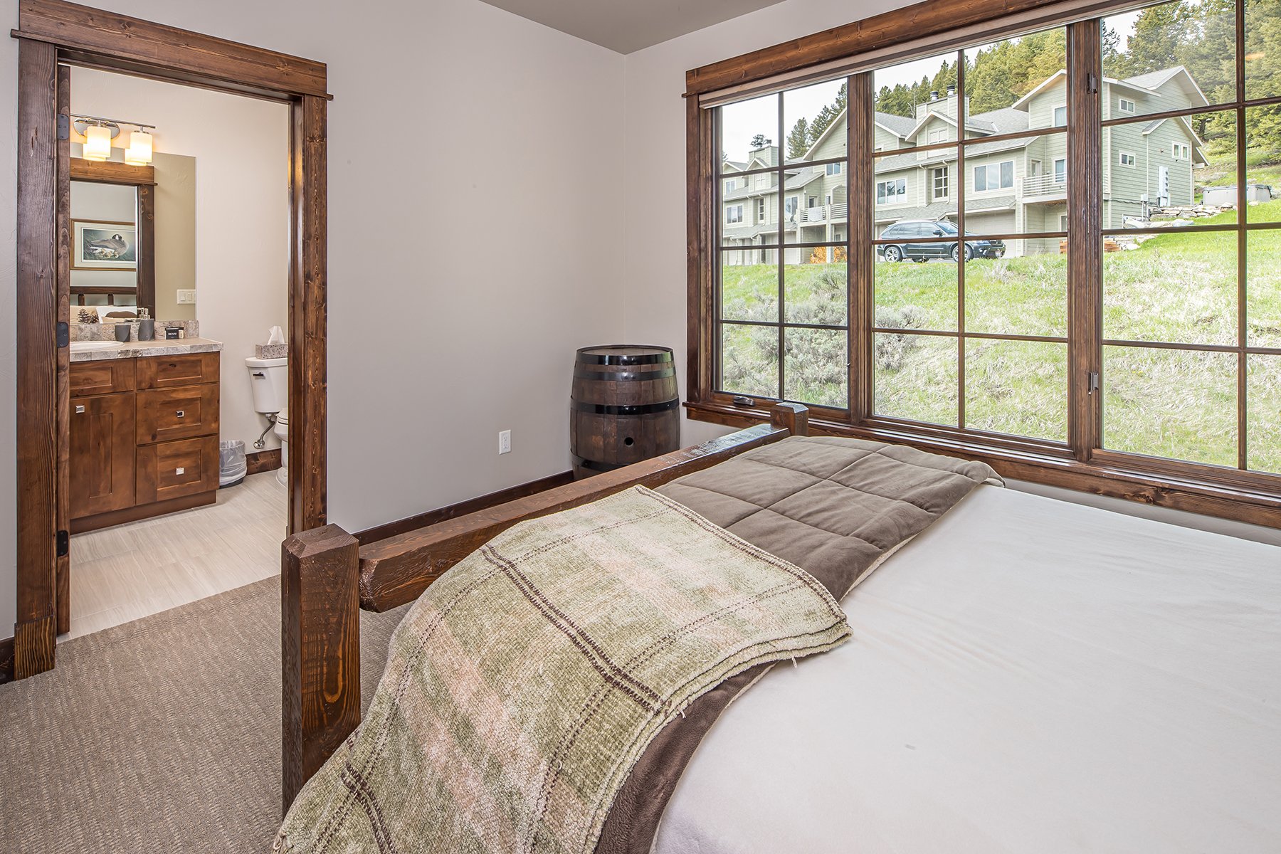 39 Upper Moose Hill-0322_DASH.jpg