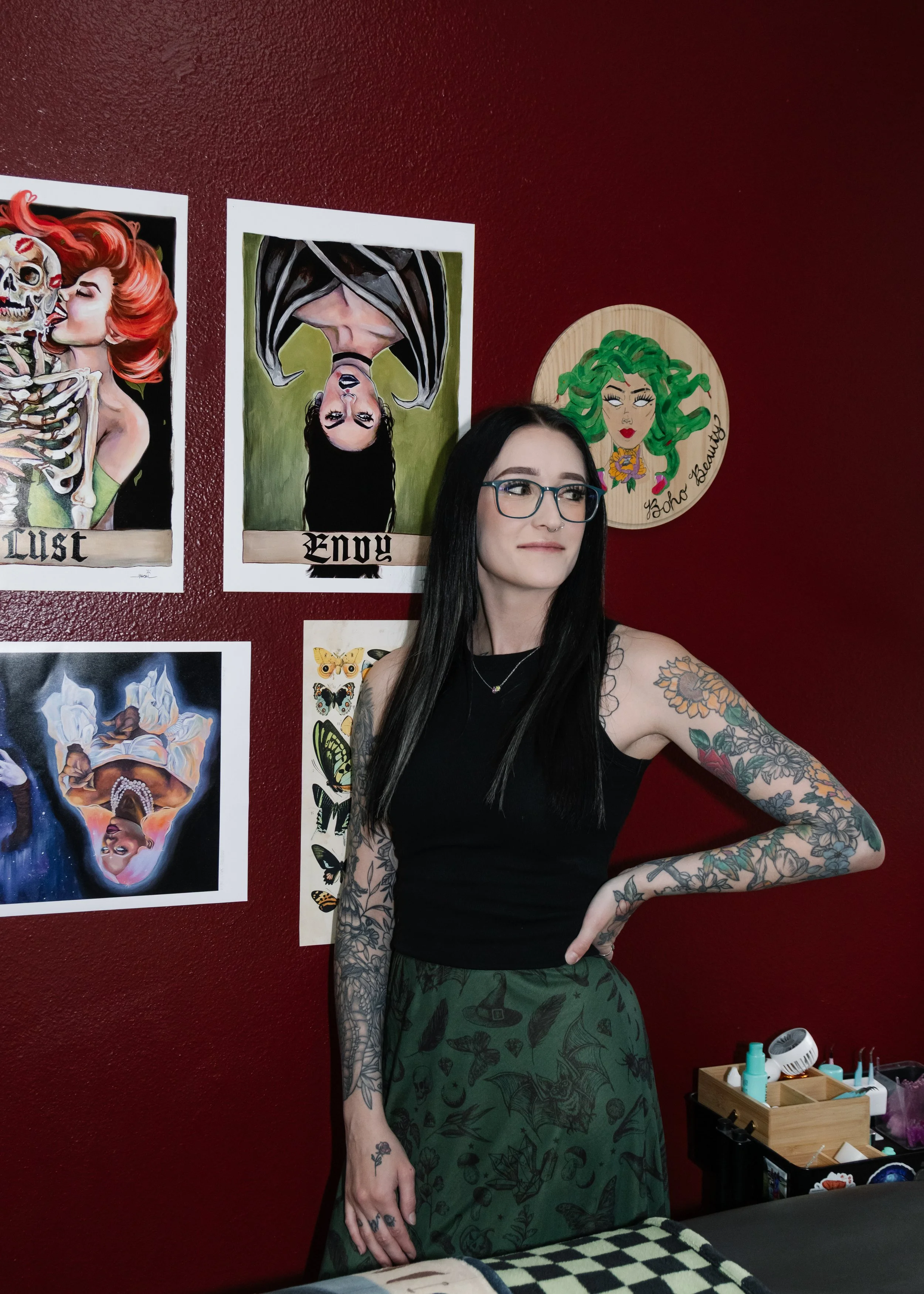 Professional lash extensions and waxing services at Misfits Salon in Anchorage, Alaska, provided by master esthetician Hunter, specializing in volume lashes, hybrid lashes, lash lifts, Brazilian waxing, and facial waxing.