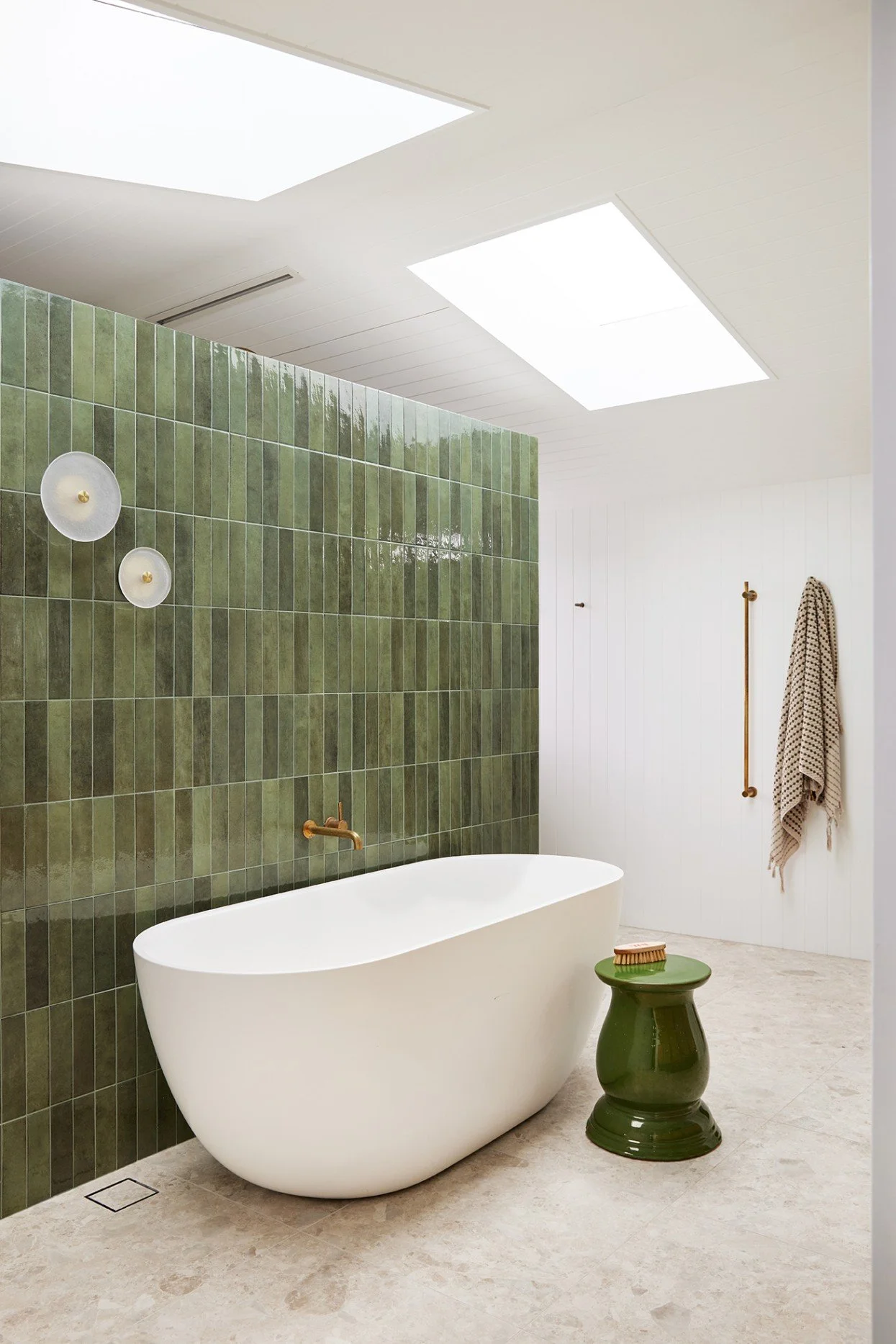 The ensuite at High Tide features an extended wet area with a luxurious bath