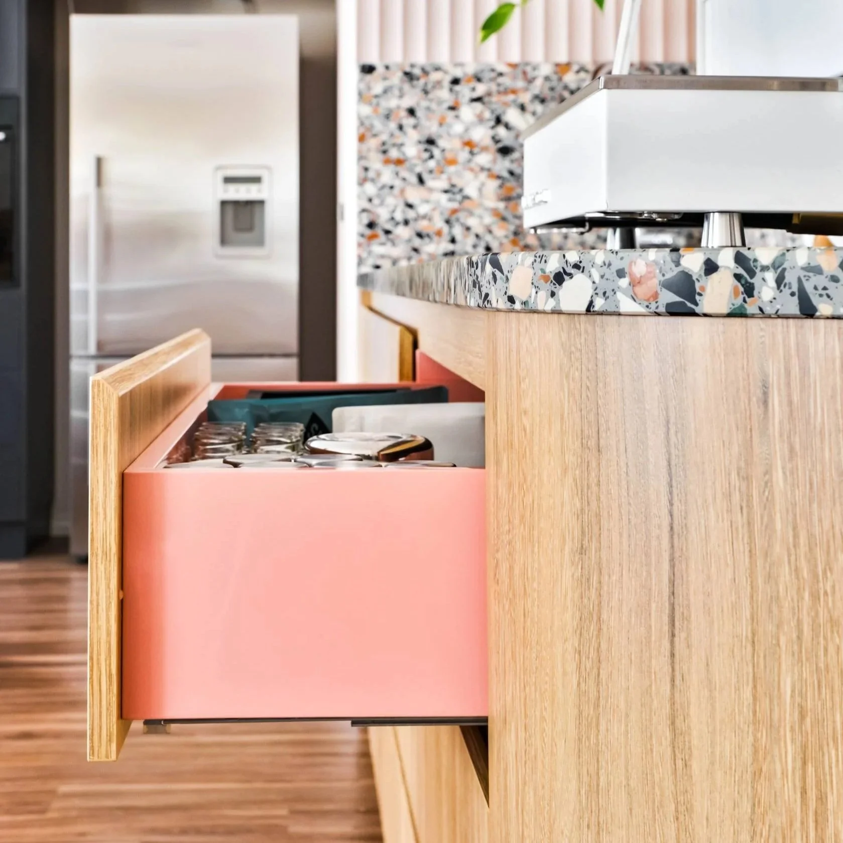 Mountain Mist kitchen storage
