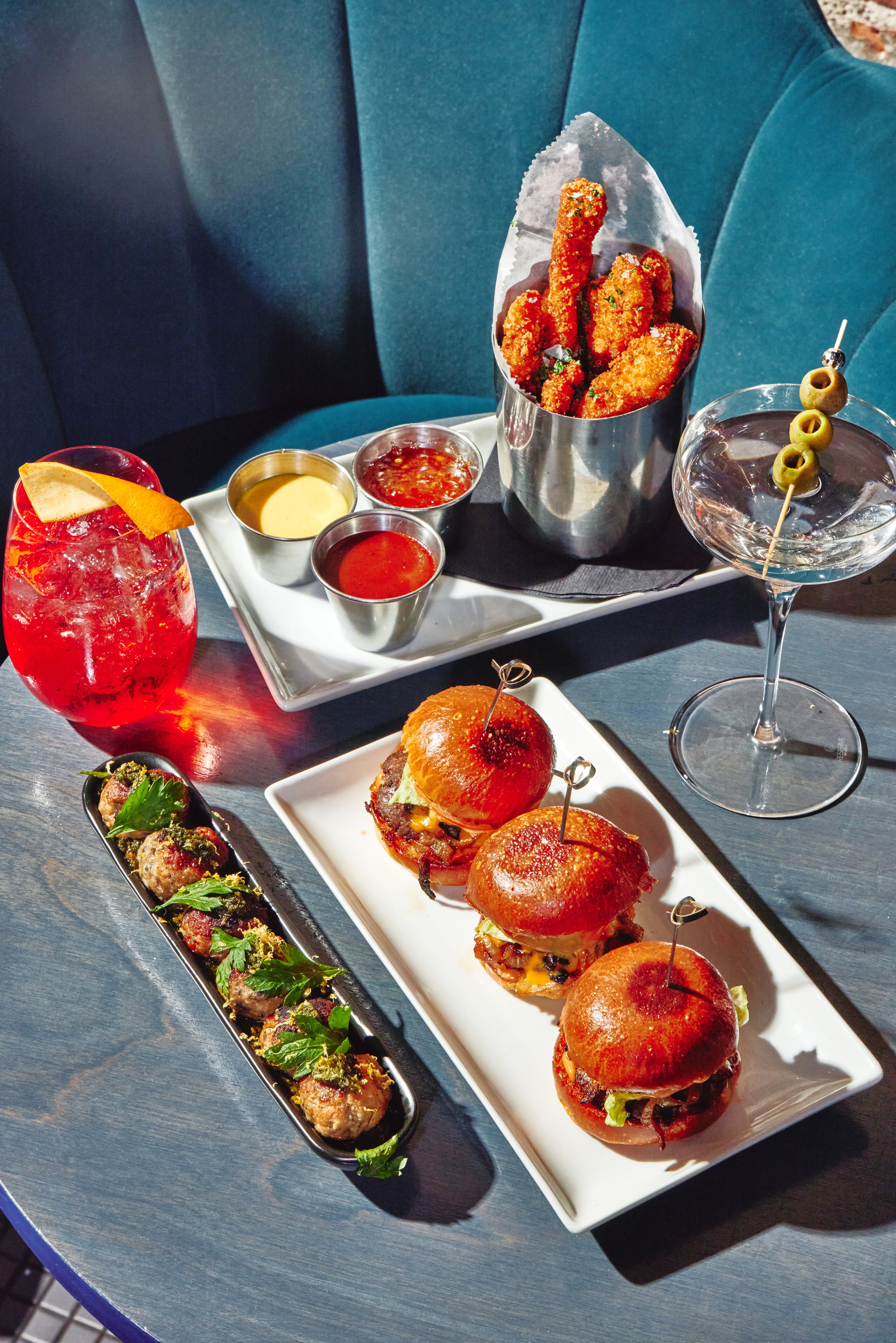 VERS — queer bar, cocktails, snacks, and events