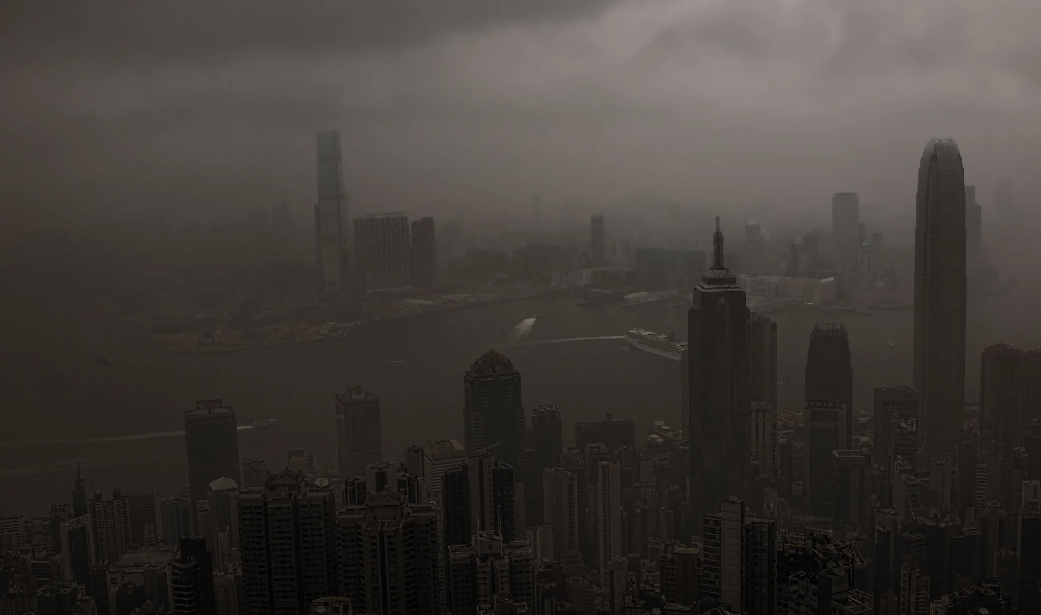 Victoria Peak Hong Kong - views in all types of weather