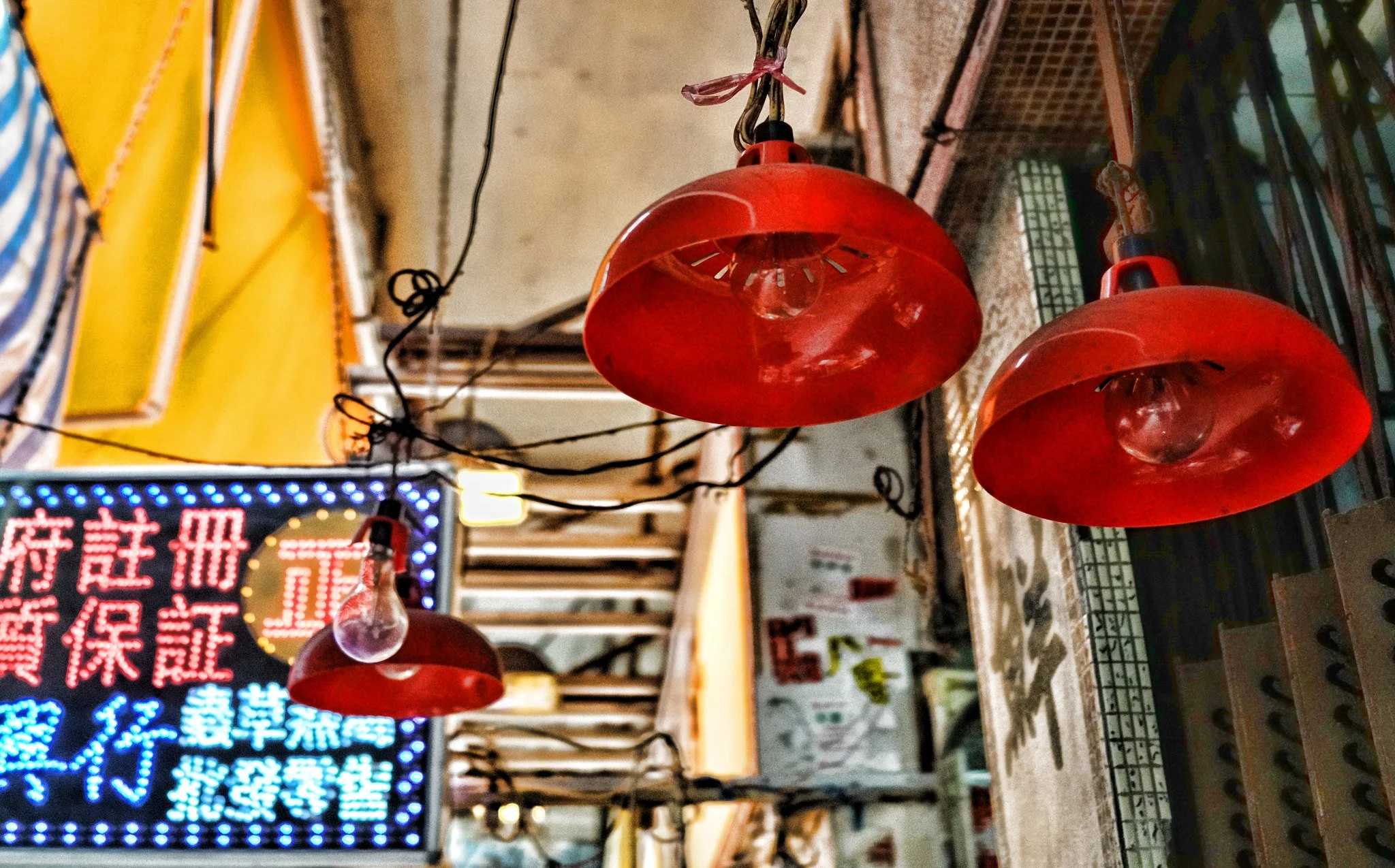 Photo of the day No. 55 - Red Buckets in Hong Kong Markets — J3 ...