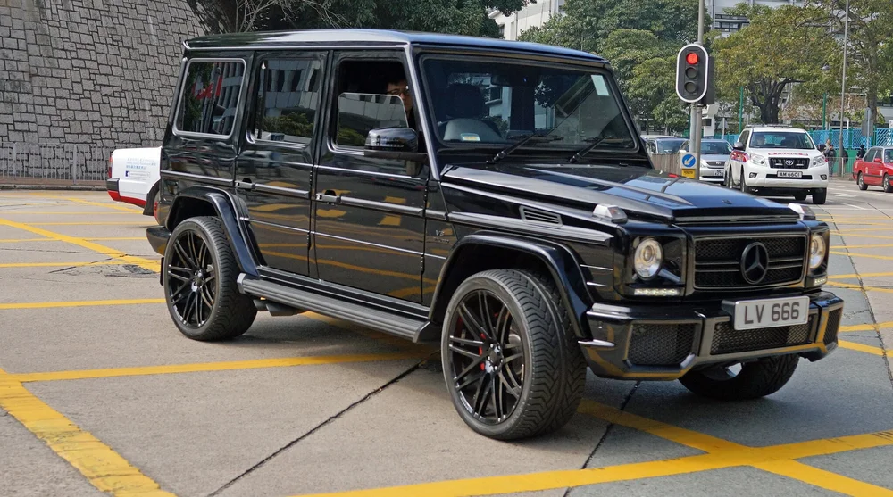 Mercedes Benz - LV 666

The truly amazing Hong Kong Car Culture

&bull;	177,500 + Hong Kong images on my FLICKR site
&bull;	67 + million + views on Flickr.
&bull;	106,0000 + quality Hong Kong car images
&bull;	23,500 + quality Hong Kong car licence p