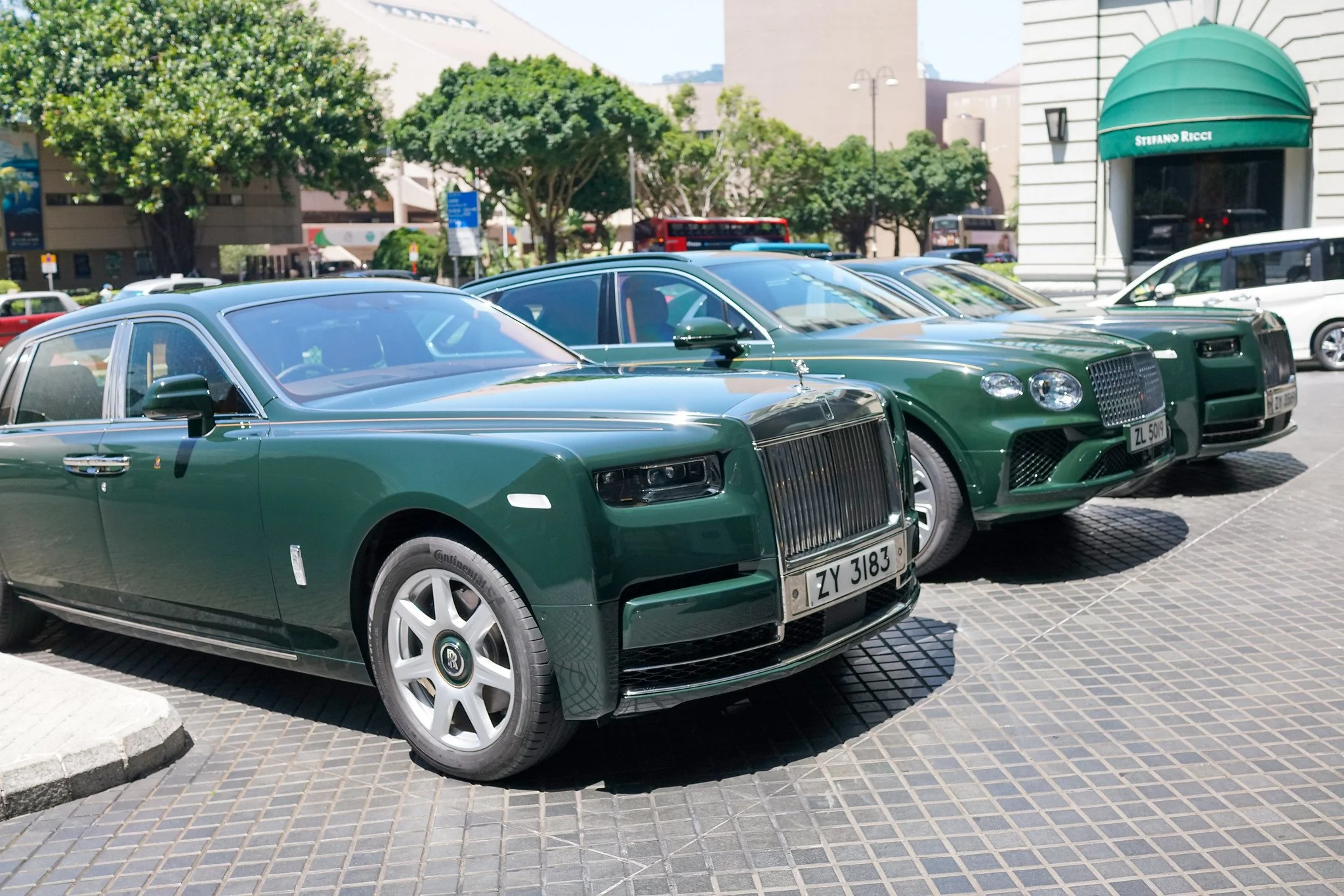 Why I do NOT do Private Car Tours of Hong Kong