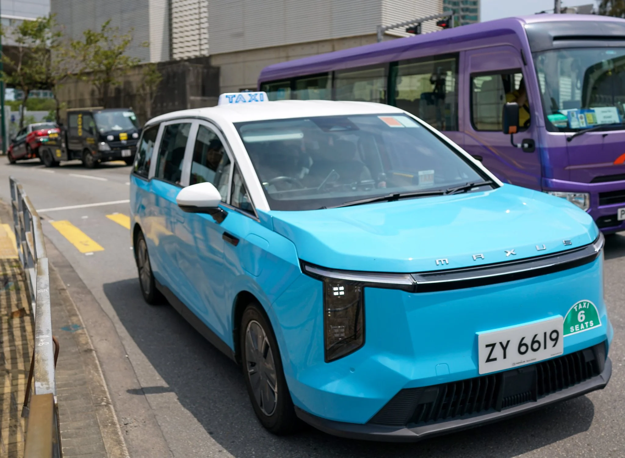 Lantau's Blue Taxi Blues : Why 75 Taxis Aren't Enough