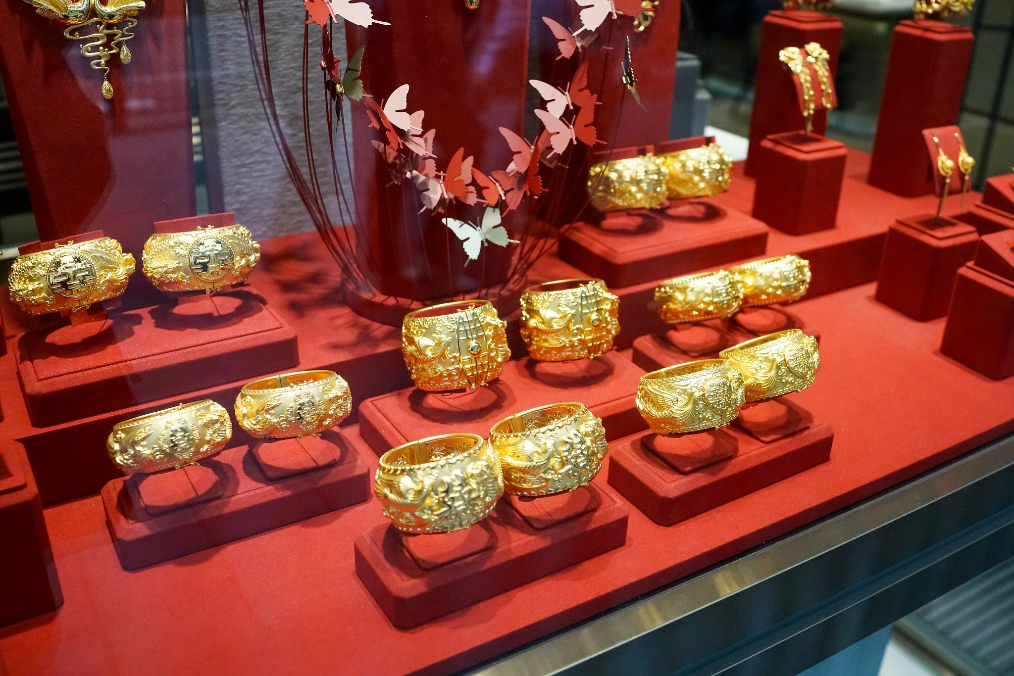 The Rise and Rise of Chow Tai Fook Jewellery Hong Kong — J3 Consultants ...