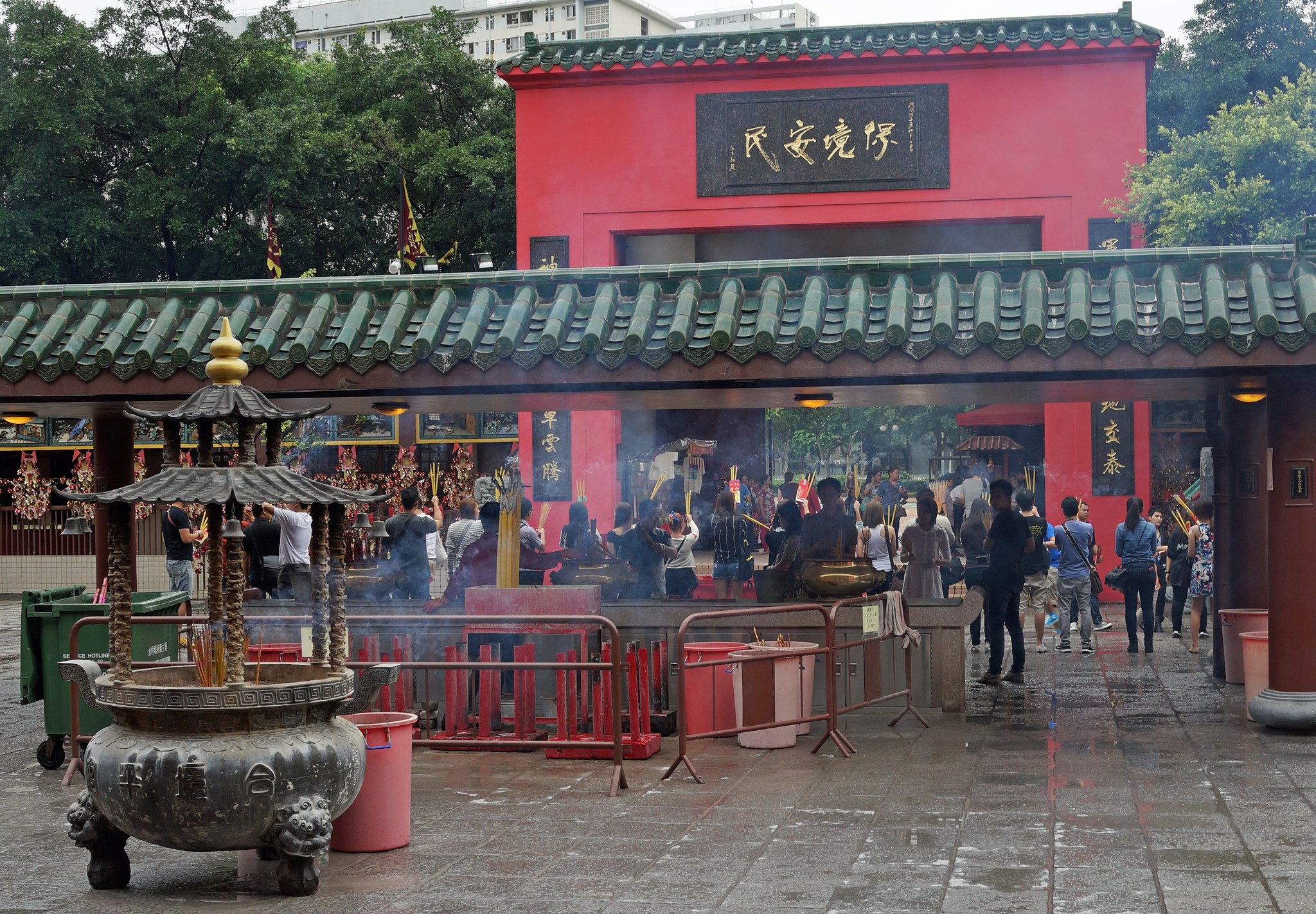 Exploring Sha Tin’s iconic Che Kung Temple in Hong Kong — J3 ...