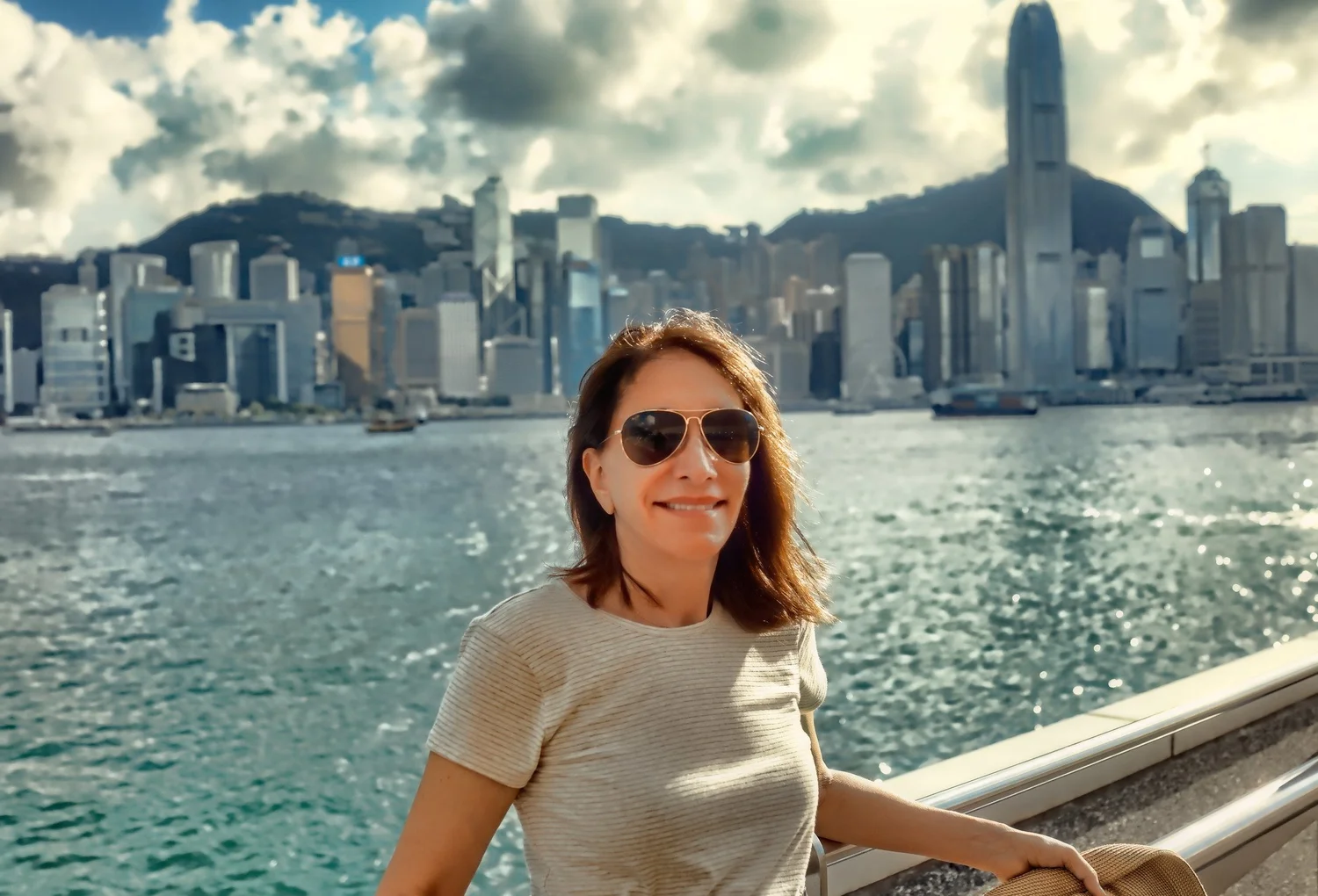 Victoria Harbour Hong Kong in 18 images — J3 Consultants Hong Kong | J3 ...