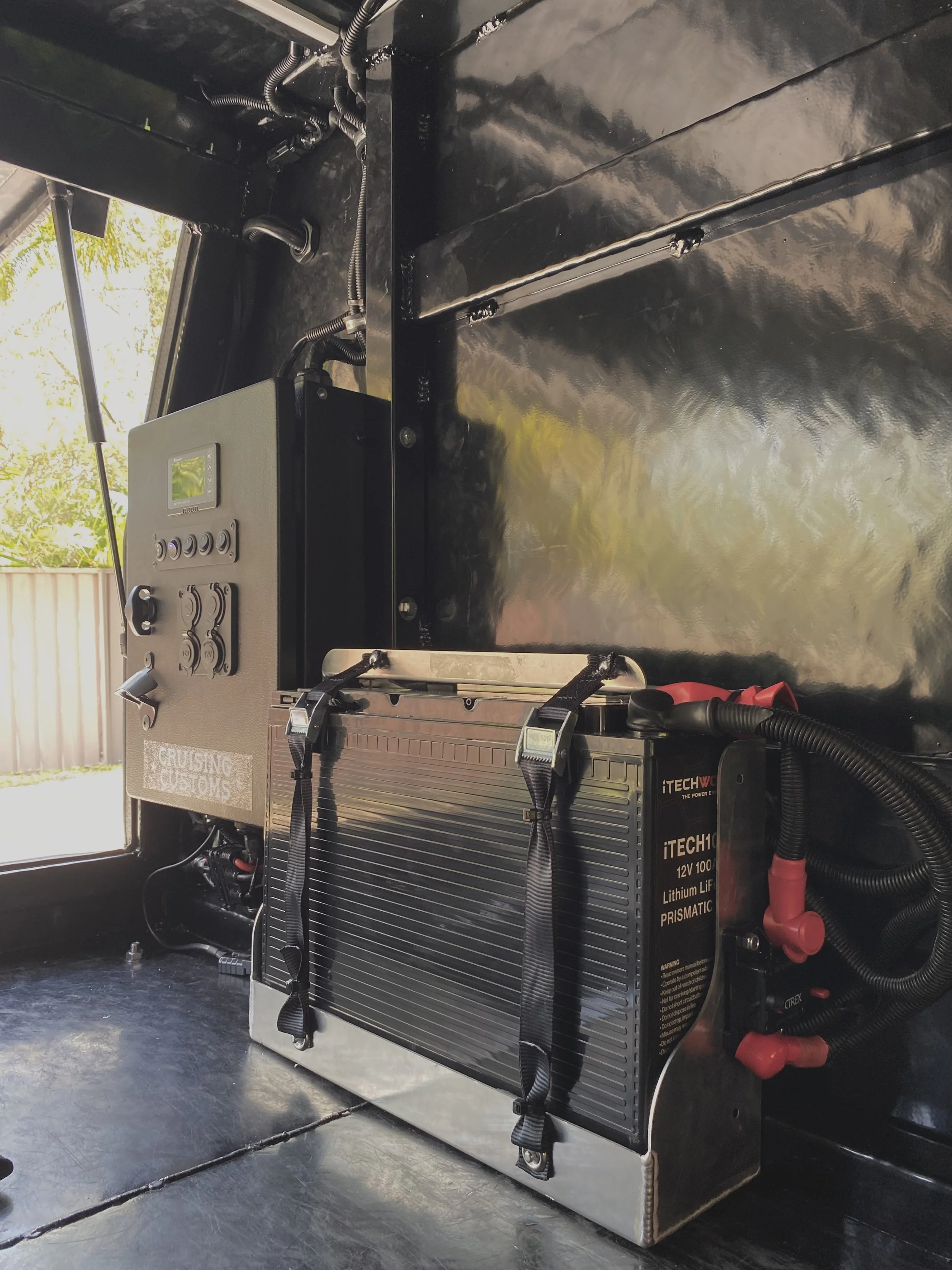 Ford Ranger canopy camper electrical fitout