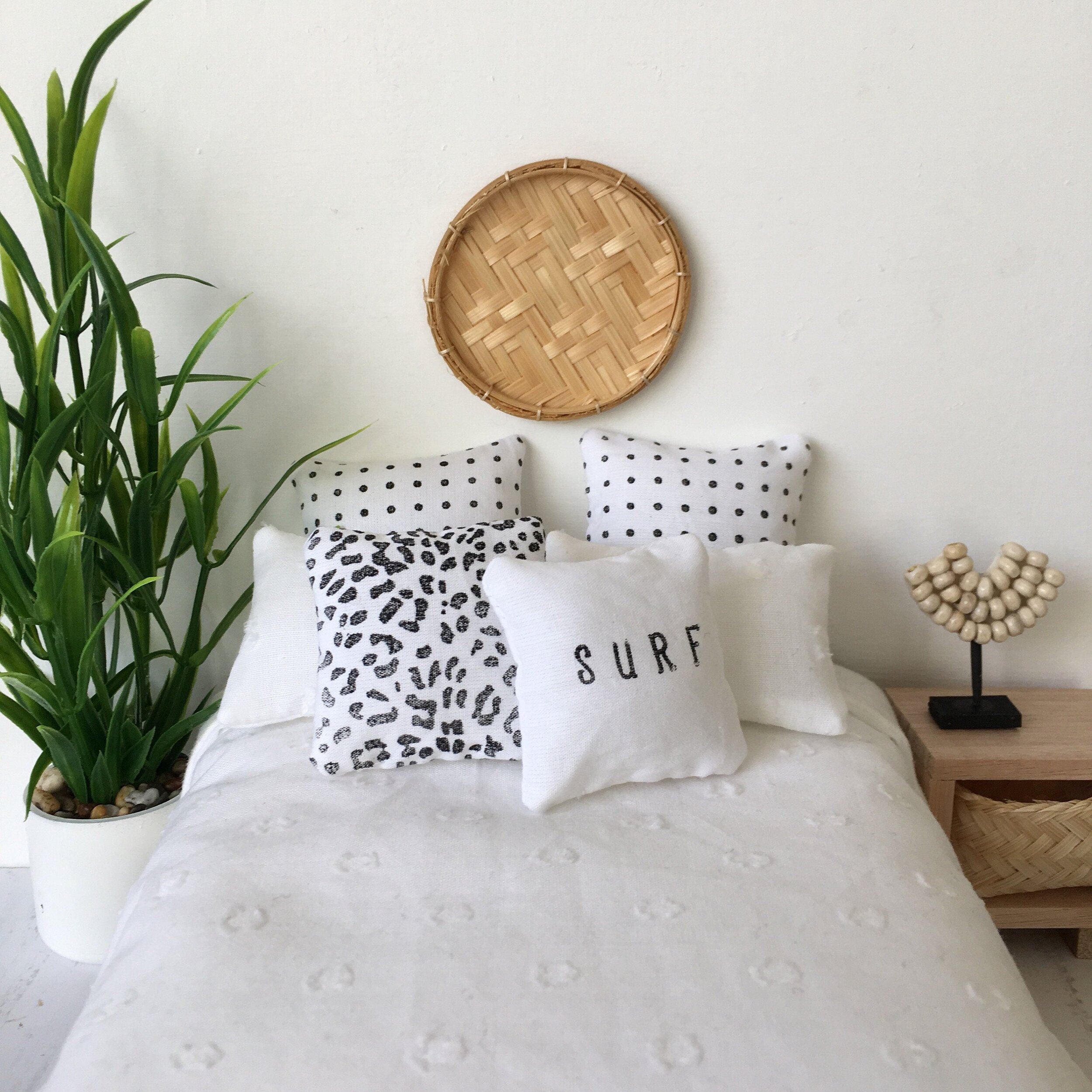 https://i.etsystatic.com/7336872/r/il/7fa7d2/1739288420/il_fullxfull.1739288420_lzdx.jpg