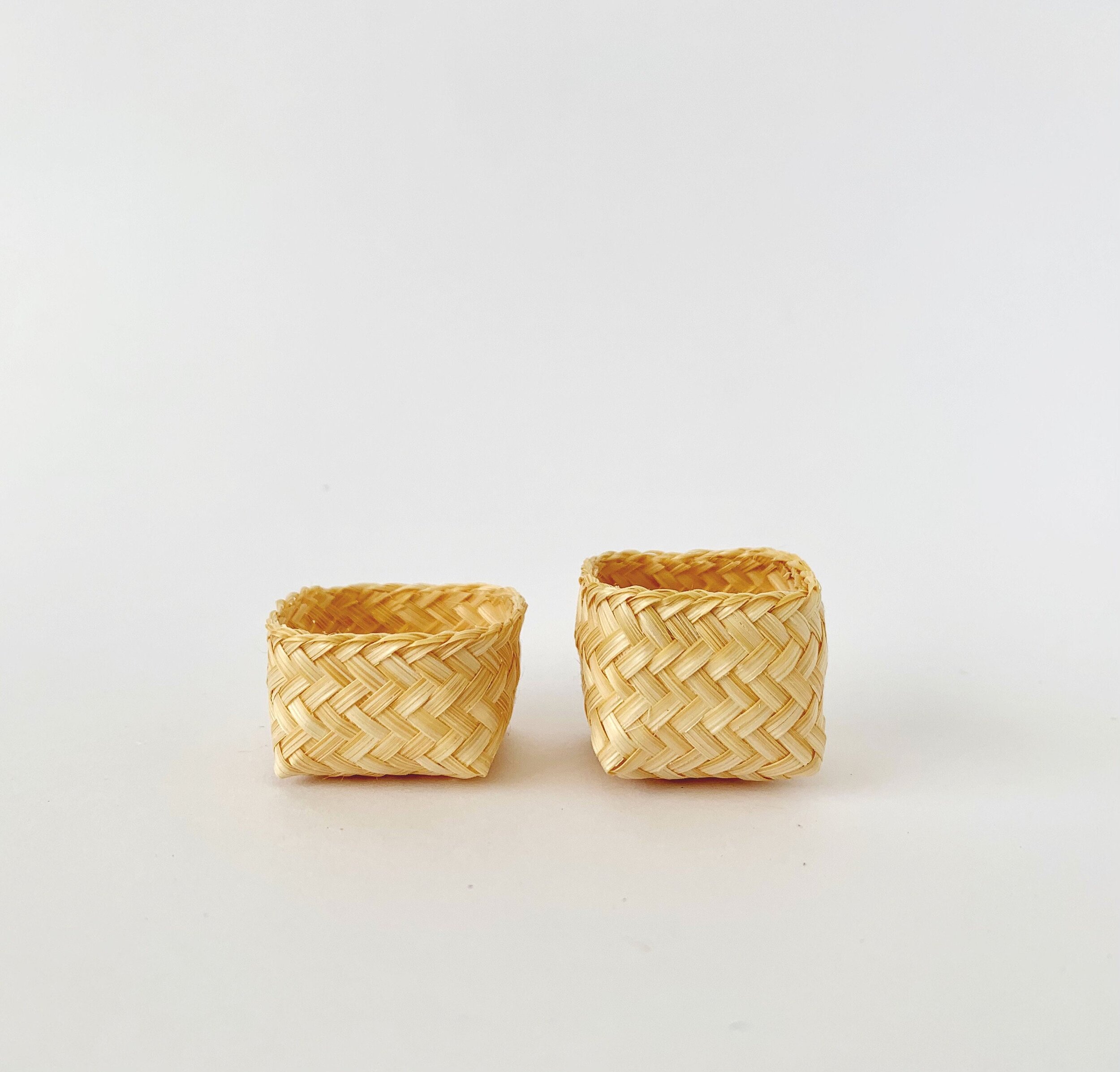 https://i.etsystatic.com/7336872/r/il/034d8e/2872836854/il_fullxfull.2872836854_d1s4.jpg