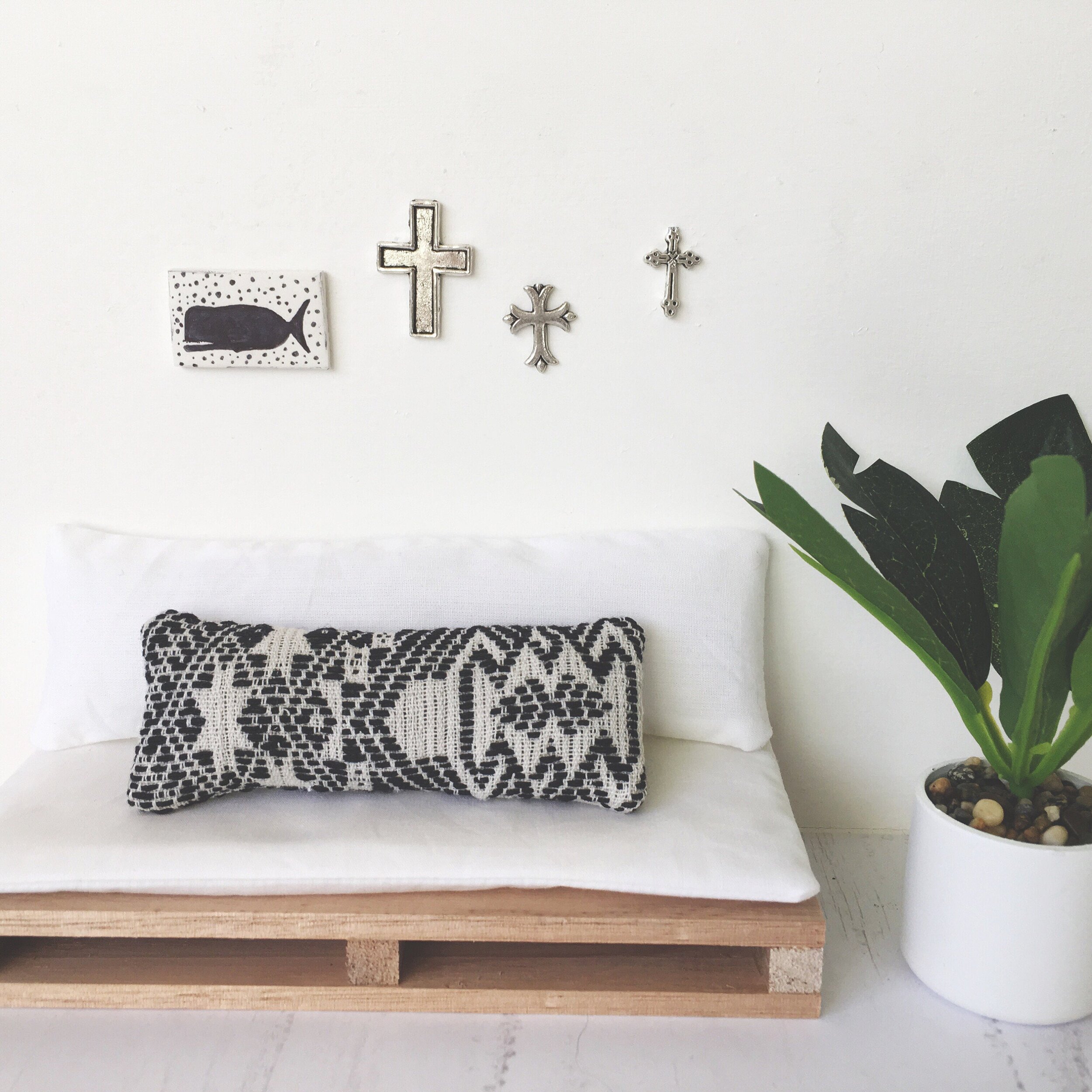 https://i.etsystatic.com/7336872/r/il/d018b6/1739729458/il_fullxfull.1739729458_rg0c.jpg