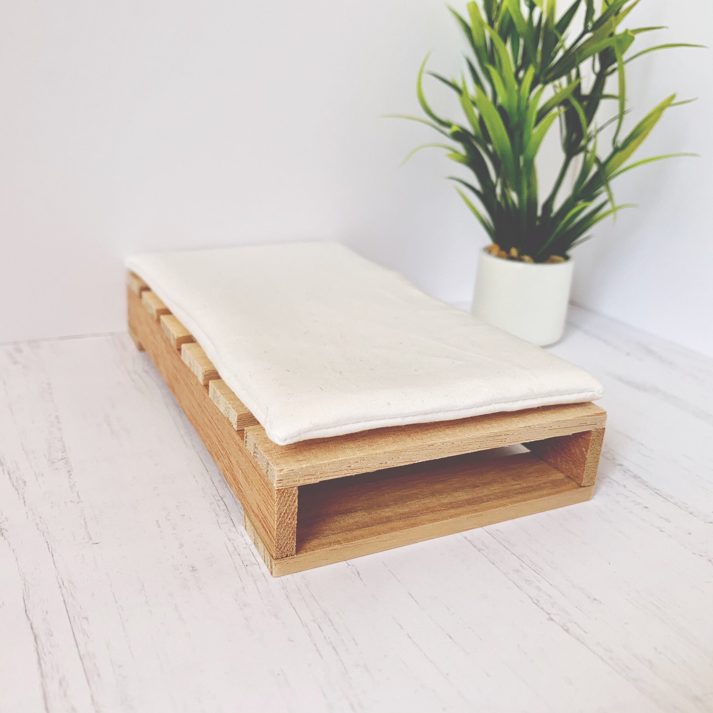 https://i.etsystatic.com/7336872/r/il/e5eecc/2437946370/il_fullxfull.2437946370_bfhd.jpg
