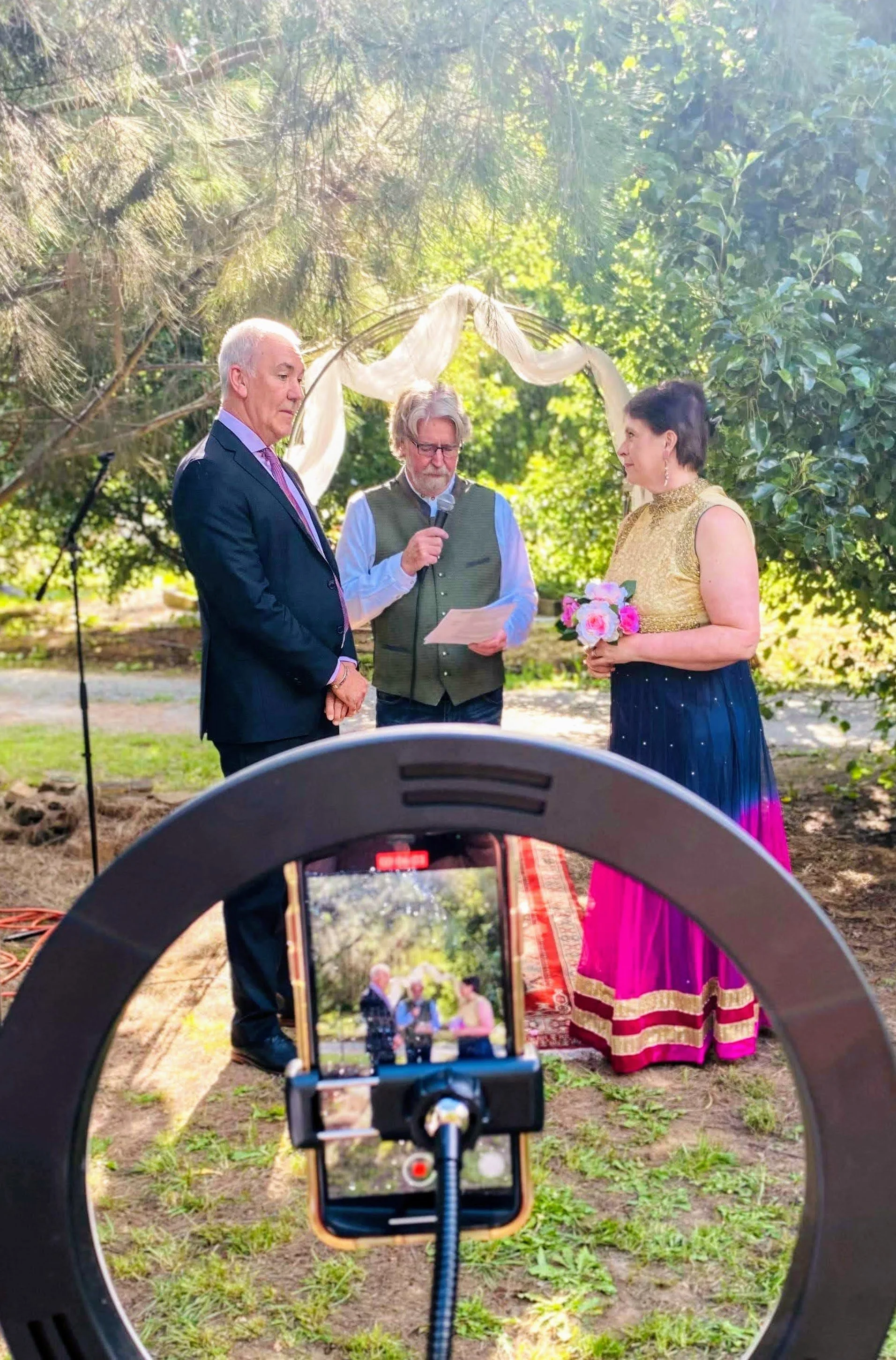 Martin Greg Amber Camera ringJPG.JPG