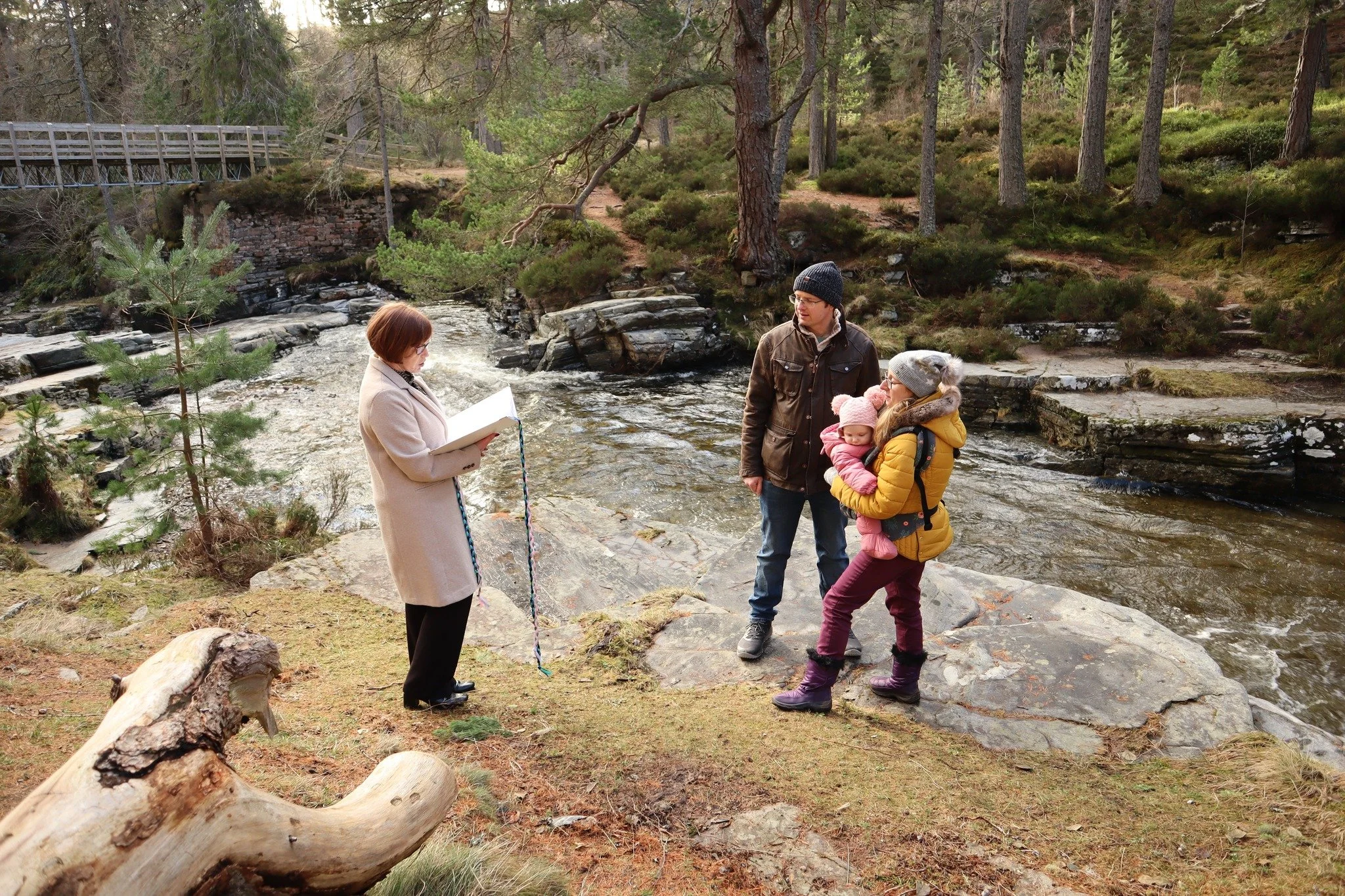 Niki &amp; Jamie

Happy 3rd wedding anniversary, Niki &amp; Jamie! Wishing you both a fantastic day filled with love, celebration &mdash; and perhaps a flurry or two of snow ❄️

If, like Niki &amp; Jamie, you&rsquo;d love your wedding to have a snowy