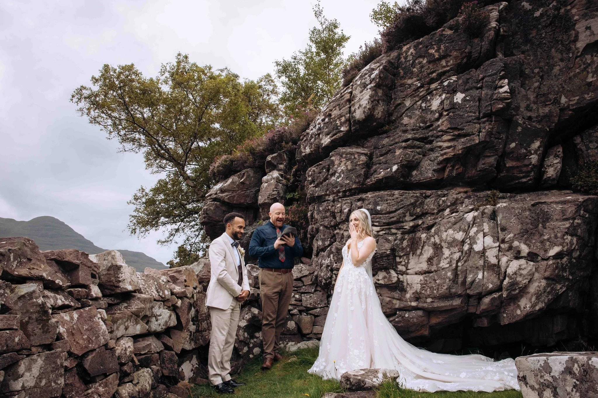 Cloe & Gareth Halde Pottinger Celebrant - Copy.jpg