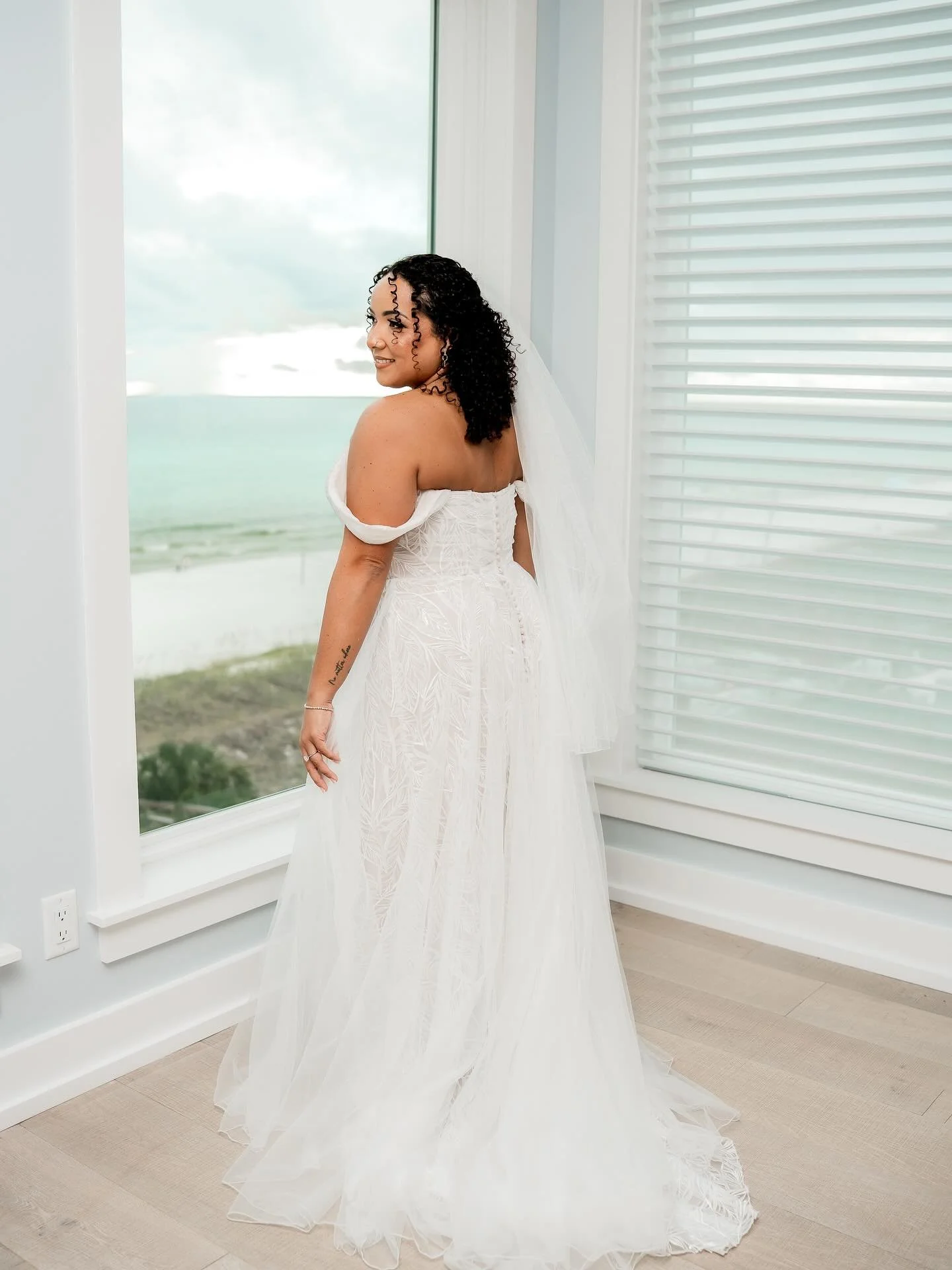 Jennia was stunning and her day was beautiful. 😍😍😍