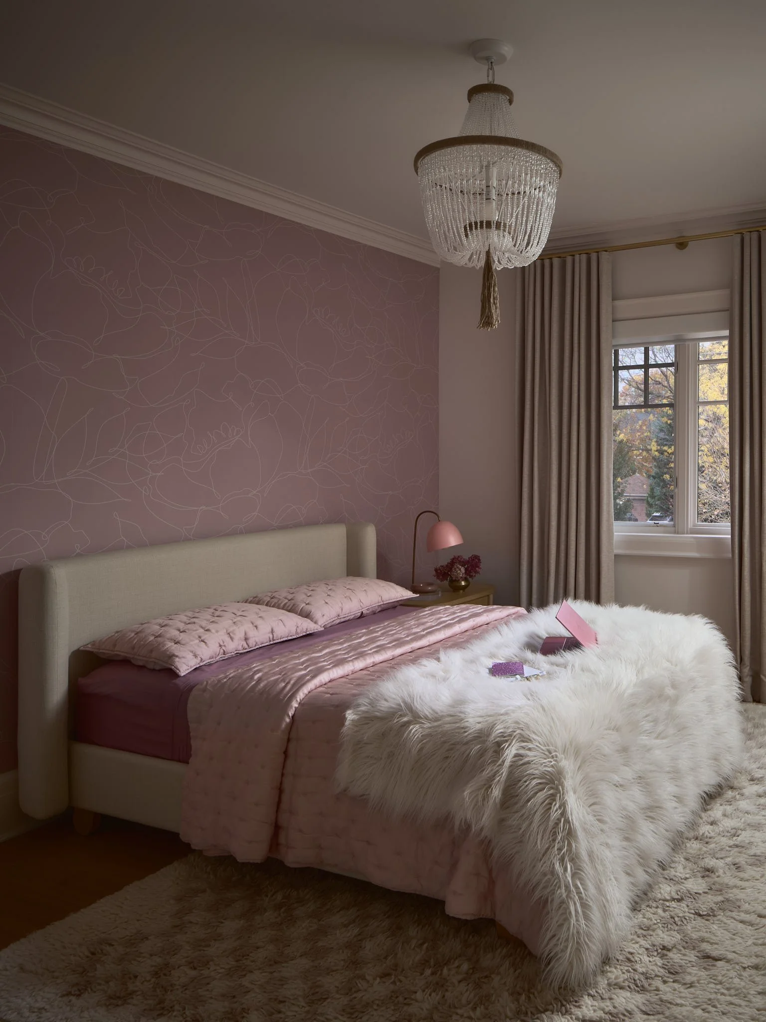 567-kids-bedroom-toronto-interior-pink-wallpaper-Designstrom.jpg