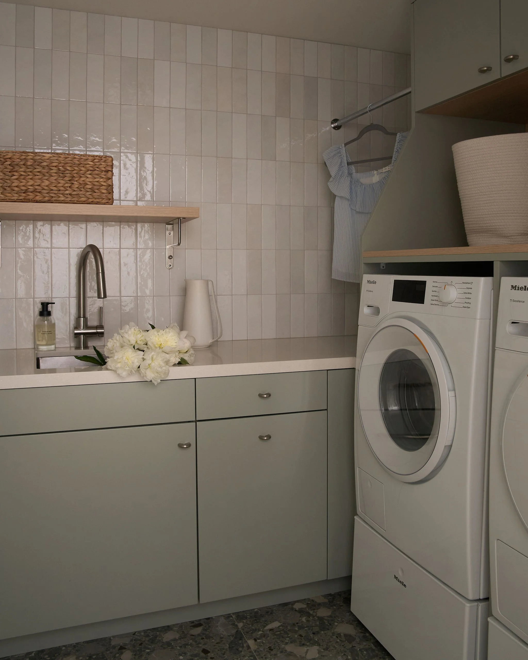 20 waterloo-georgian-home laundry rm built-in.jpg