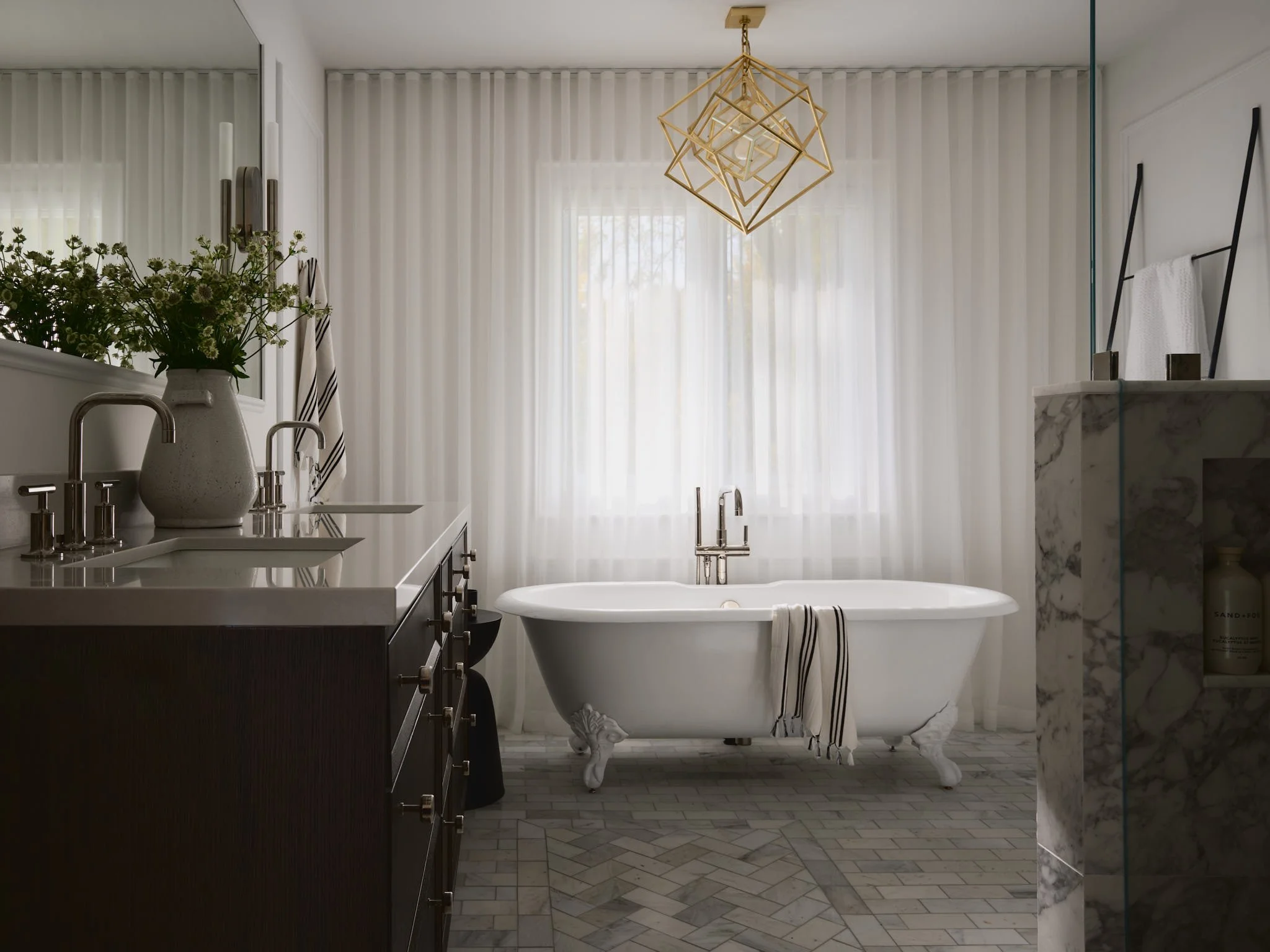 415-luxury-ensuite-clawfoot-tub-bathroom-interior-toronto-Designstrom.jpg