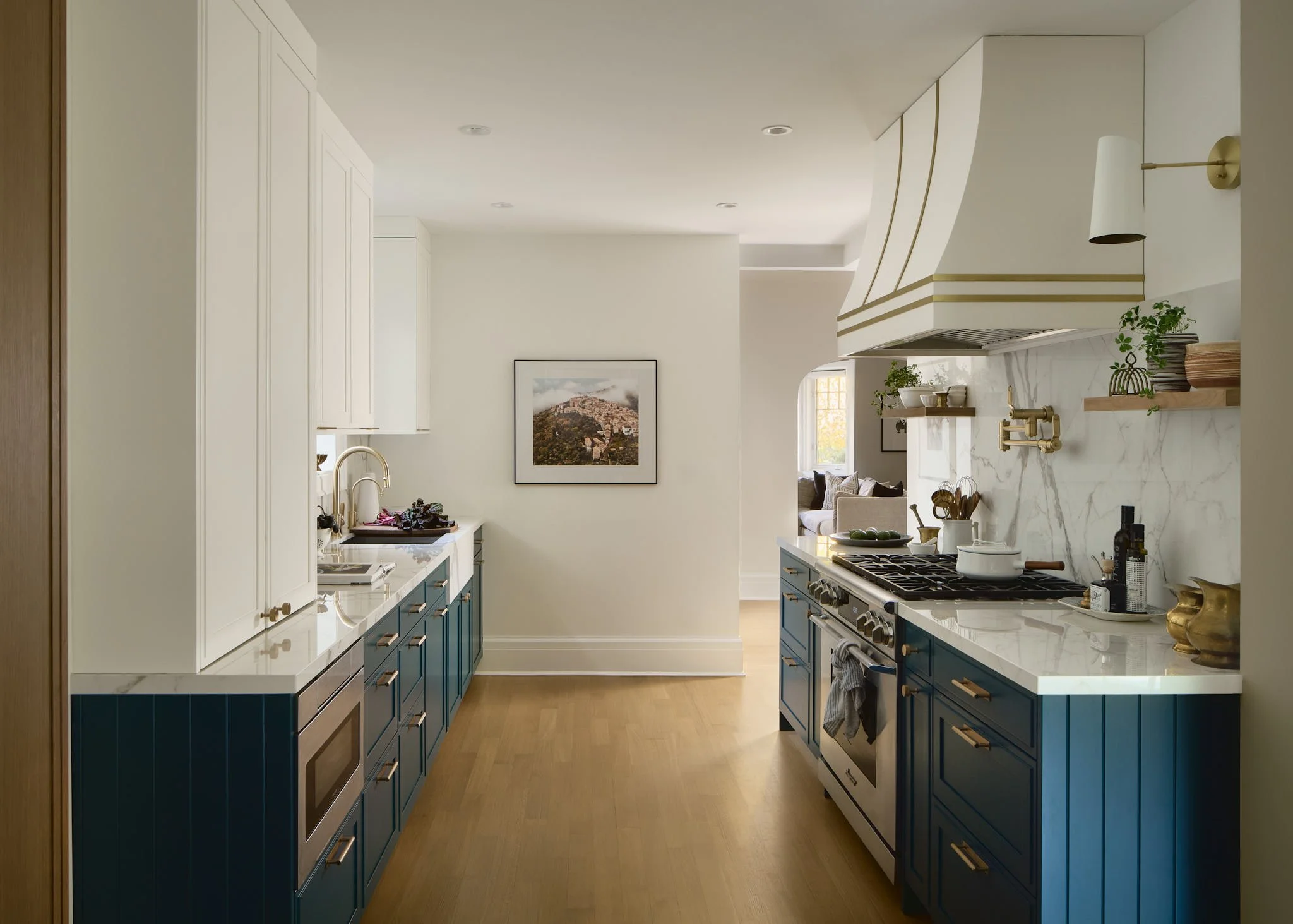 150-luxury-interior-kitchen-teal-toronto-design-Designstrom.jpg