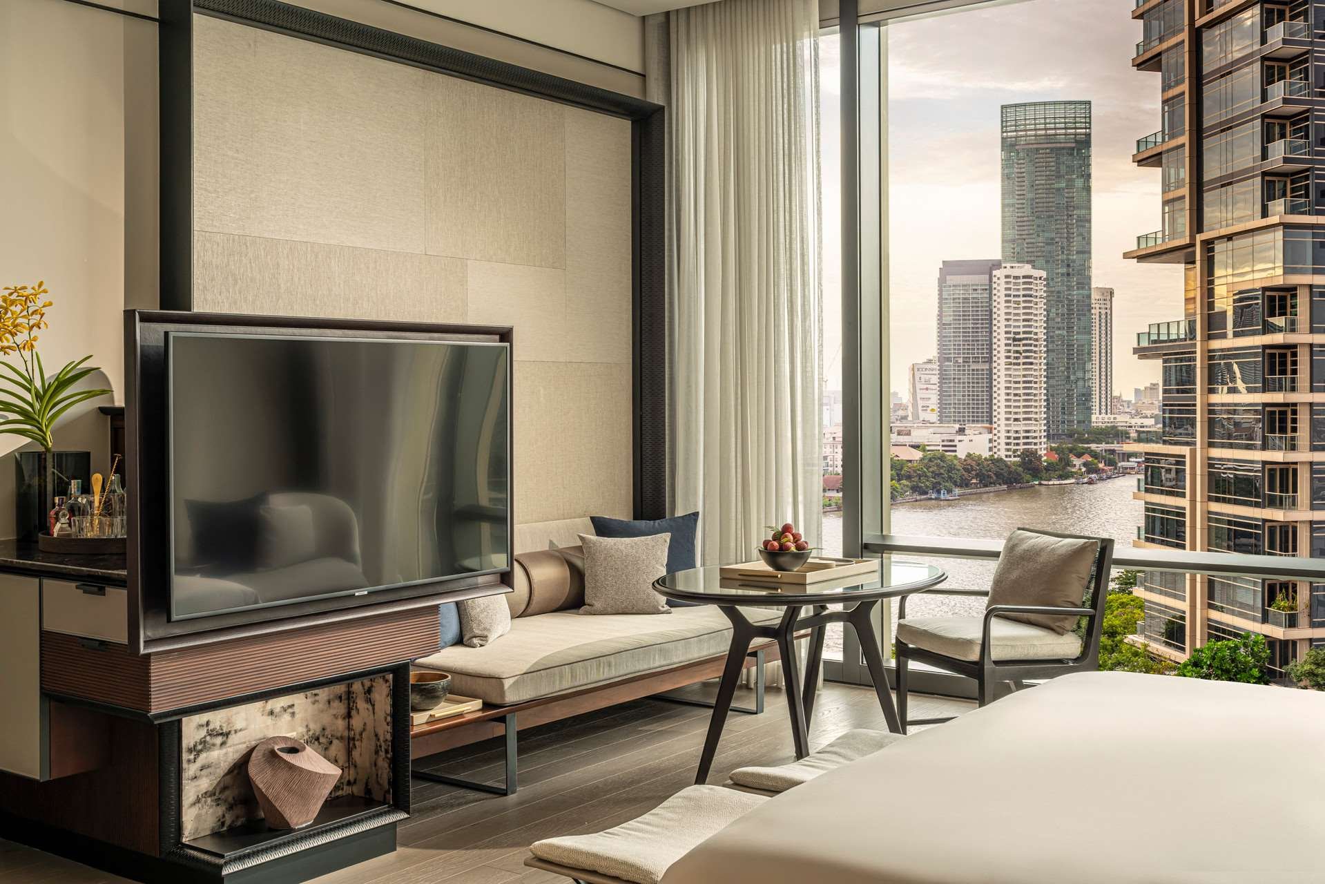 BKK-FS-Bedroom-PartialRiverView.jpeg