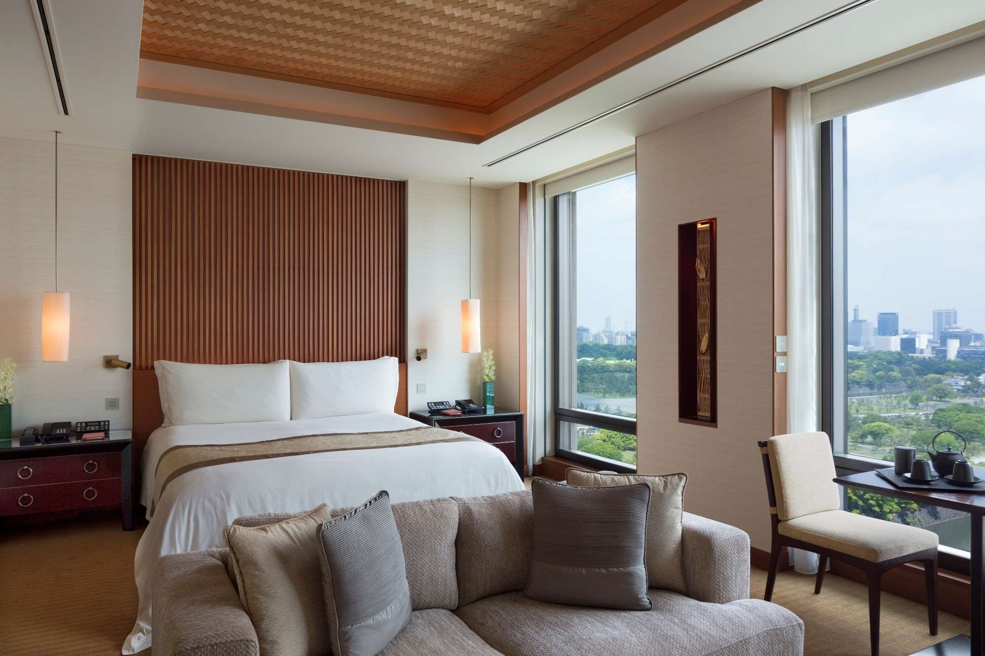 TYO-Peninsula-Bedroom1.jpeg