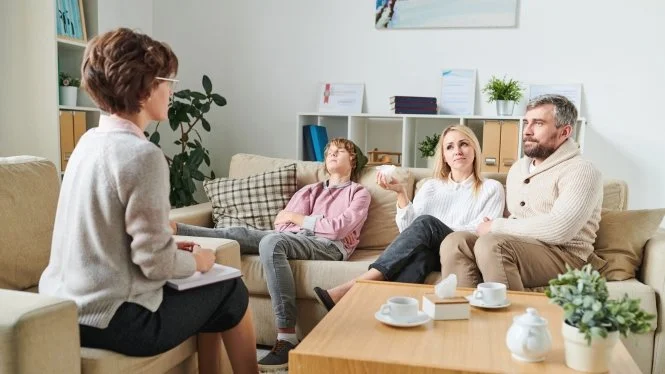 How Teen Counseling Can Improve Parent–Child Relationships?