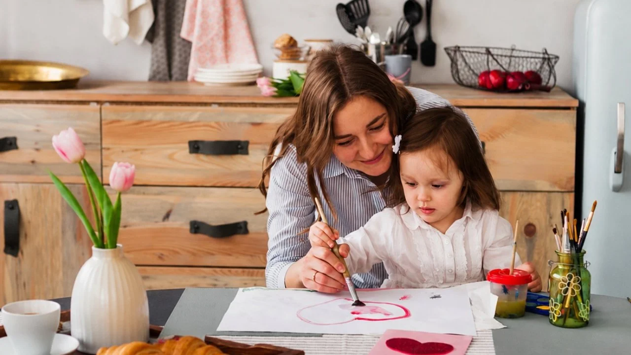 How Moms Can Create Summer Routines Without Feeling Overwhelmed?