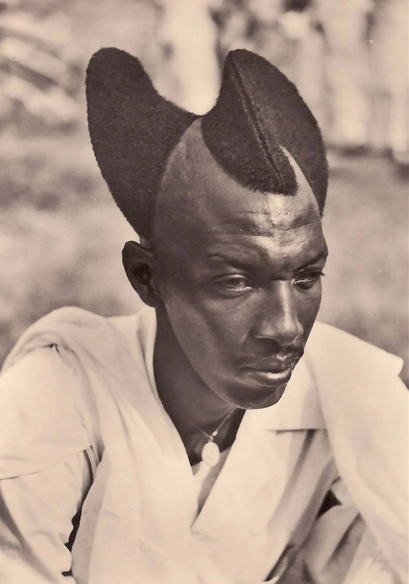 Amasunzu: Rwanda's Iconic Crescent Hairstyle (Status, Beauty, and a Modern Comeback)