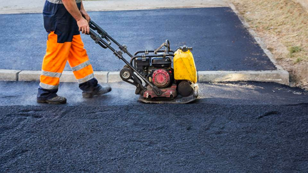 Why Asphalt Doesn't Age Well Without Maintenance and Repair 
