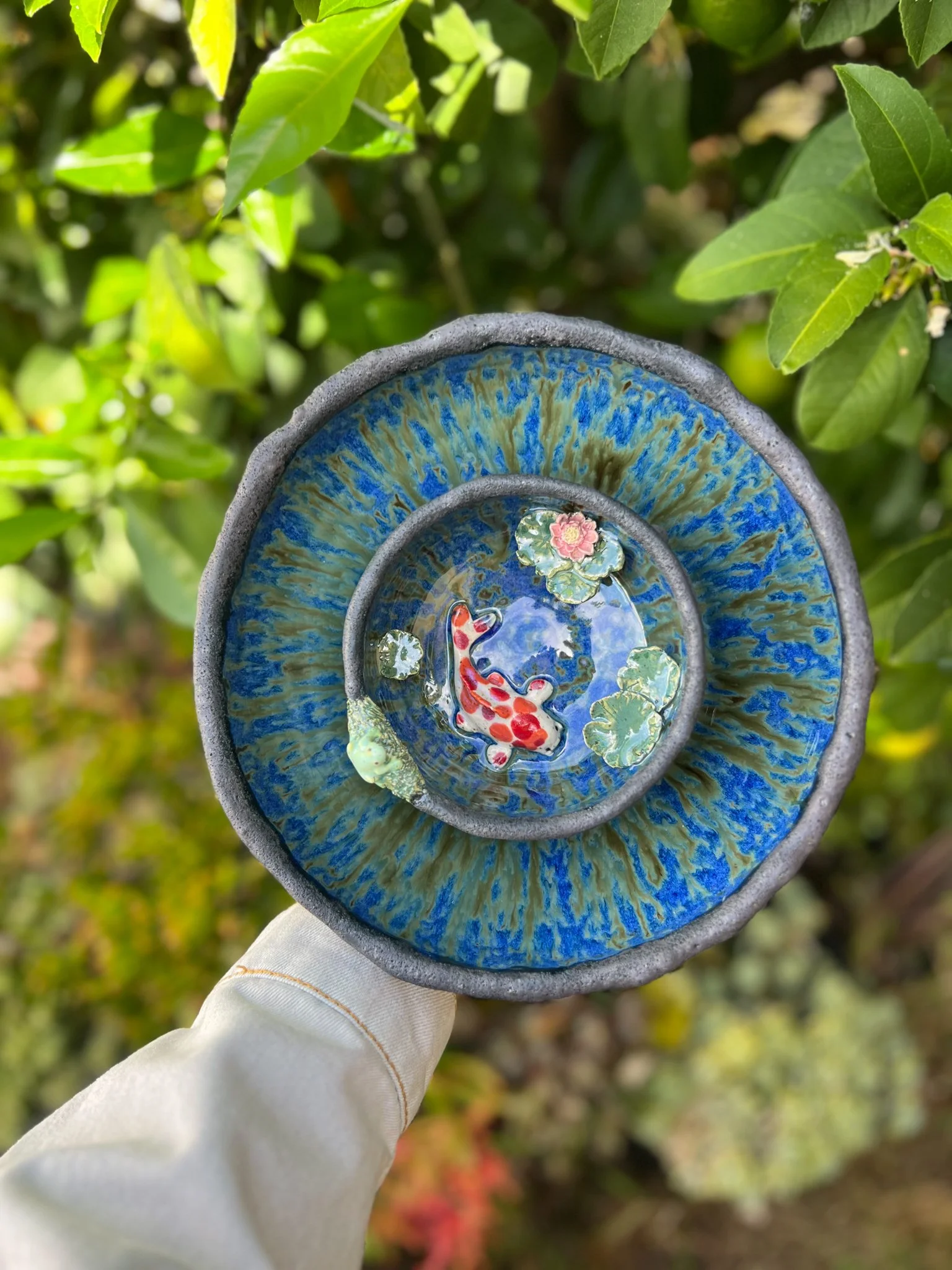 Petrichor G ( Reverse Ping Pot, koi, frog, lily pads, lotus)