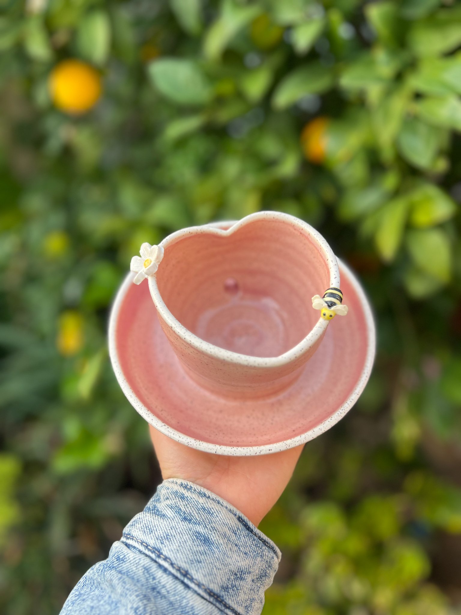 Pink I (heart, 1 bee, 1 daisy, white edges)