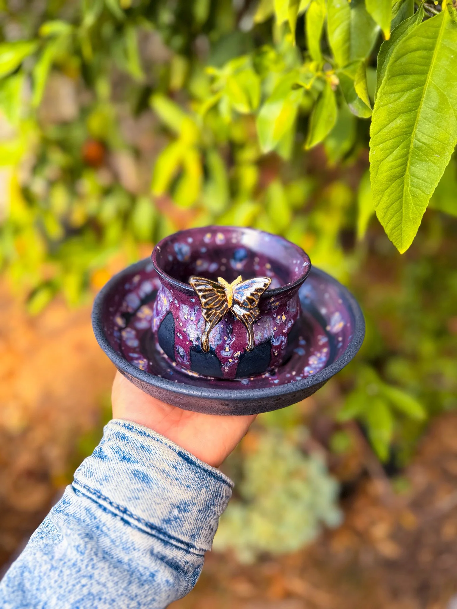 Potion E (cauldron, moth)