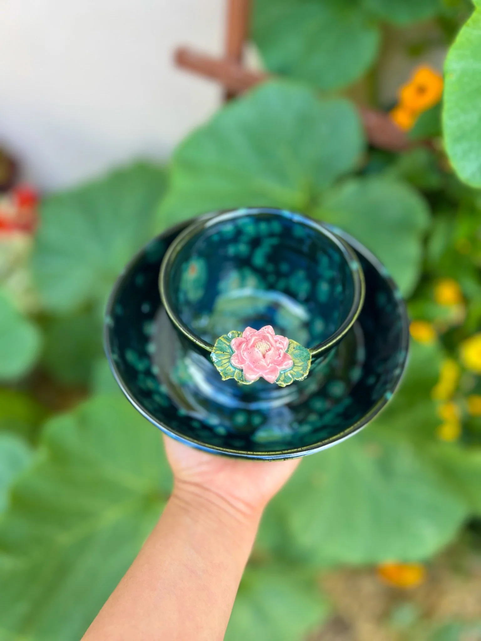 Lily Pad E (Round, lotus)