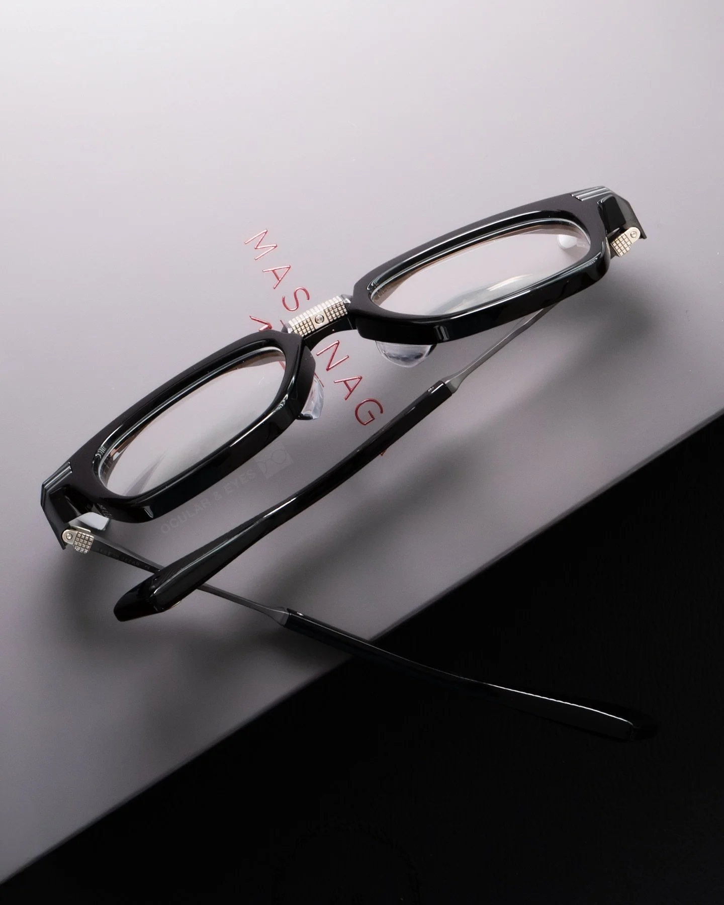 MASUNAGA's MOC (Masters of Craft) Collection II celebrates a new chapter of Japanese eyewear artistry 

This collection features nine stunning optical frames in premium materials: 8mm sculpted Japanese acetate, high grade ultra-light titanium, double