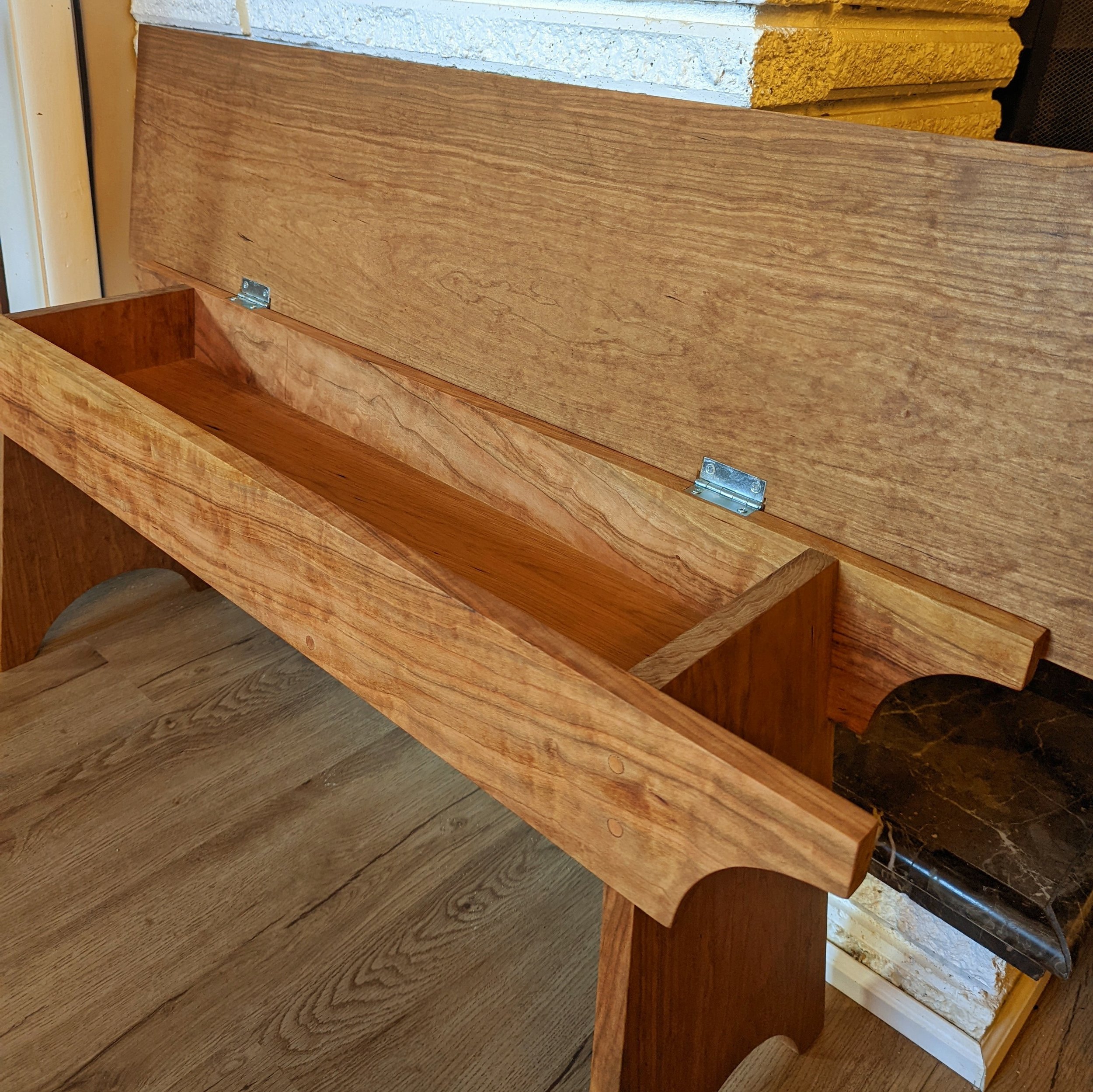 Bench-02.jpeg