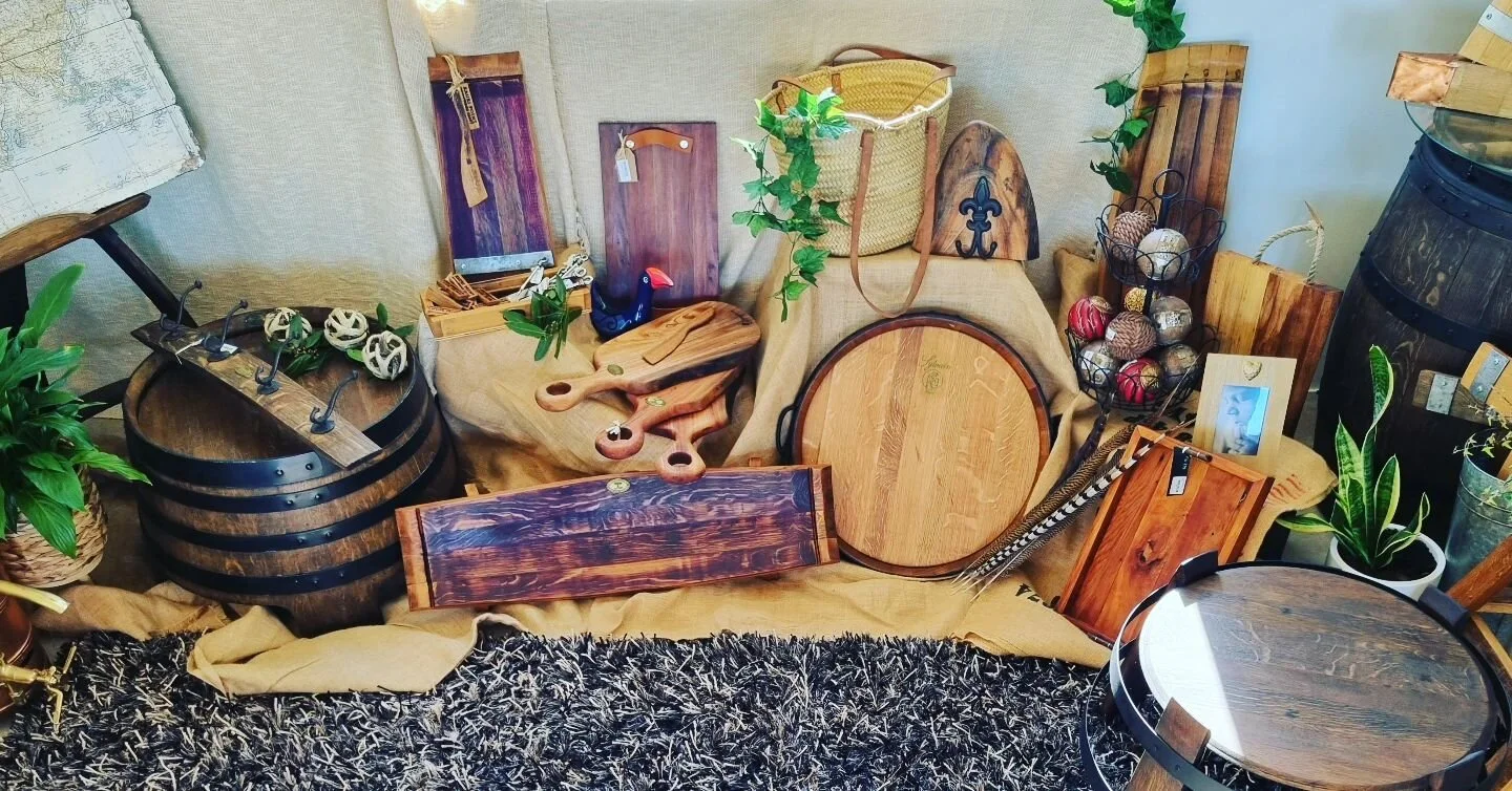 If you're new to Kauri Point Woodcraft this is a little story of how it all started! 

Kauri Point Woodcraft - Officially forced onto Facebook by Dave's 3 daughters! 

For those that haven't heard about Dads work here's a bit about his passion projec