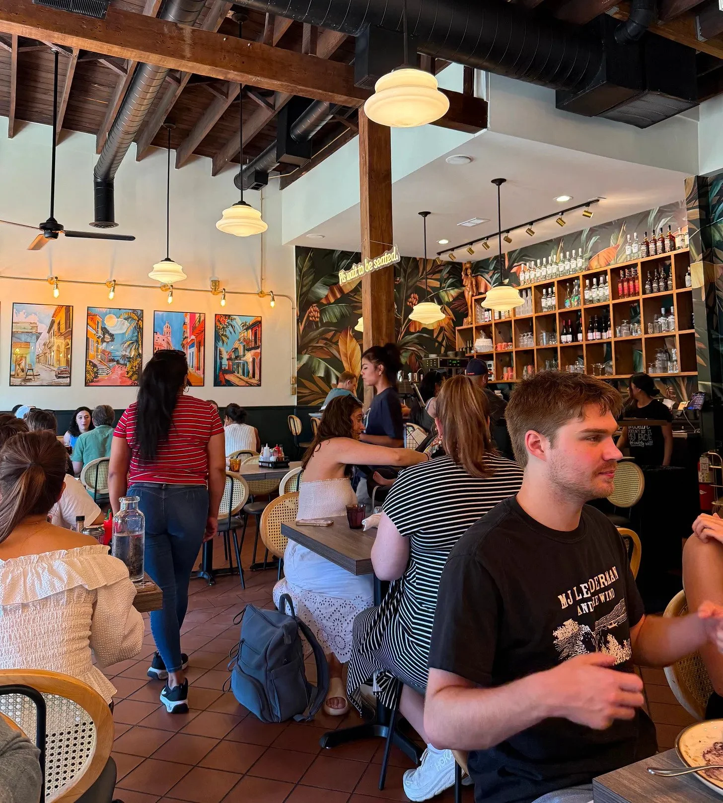 If You’re Going to Open a Filipino Restaurant, Open It in Chicago