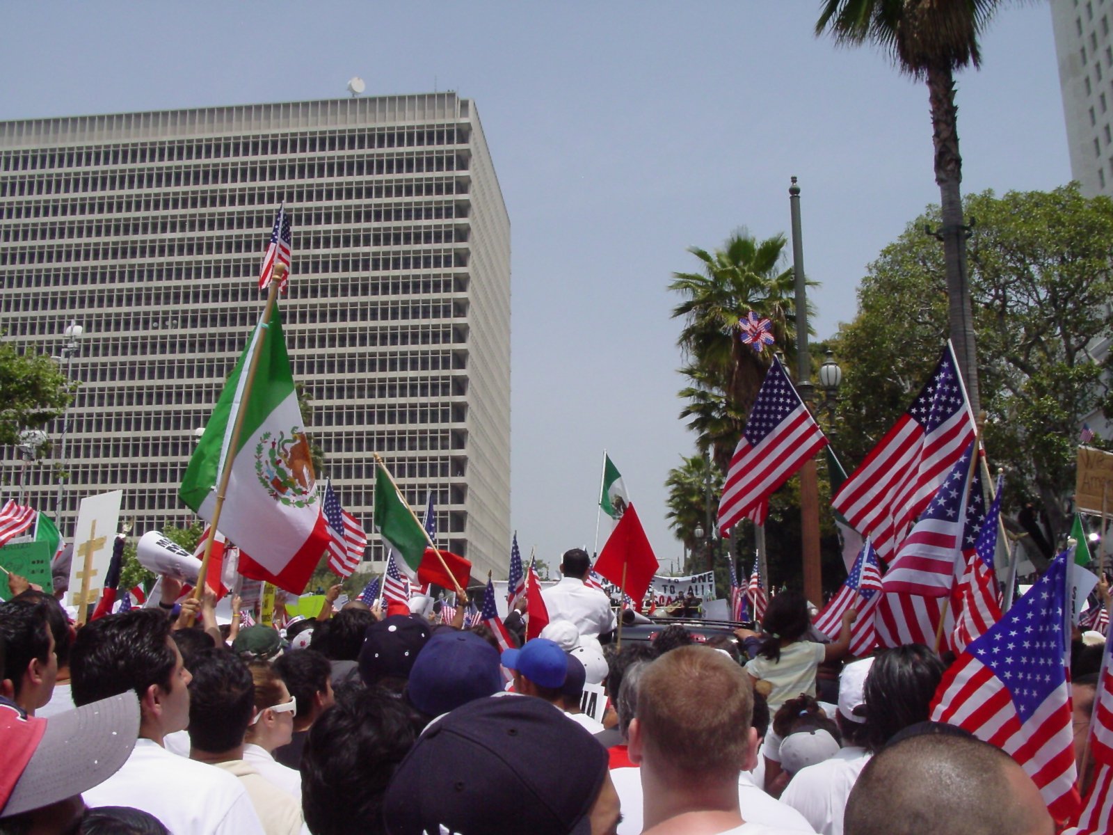 Downtown Los Angeles Erupts In Protests As I.C.E. Clashes Turn Violent