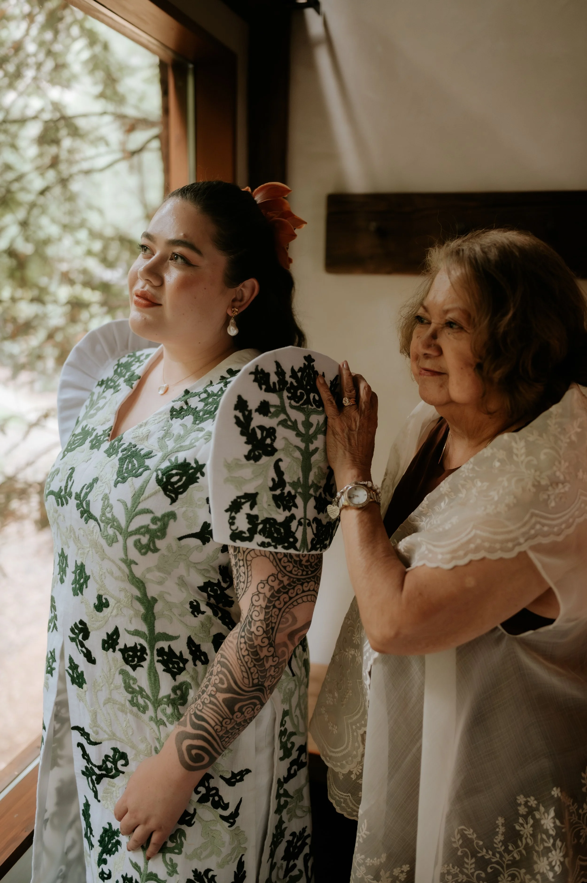 Elenita and Marie at Elenita Wedding_PC Heather Purdy.jpg