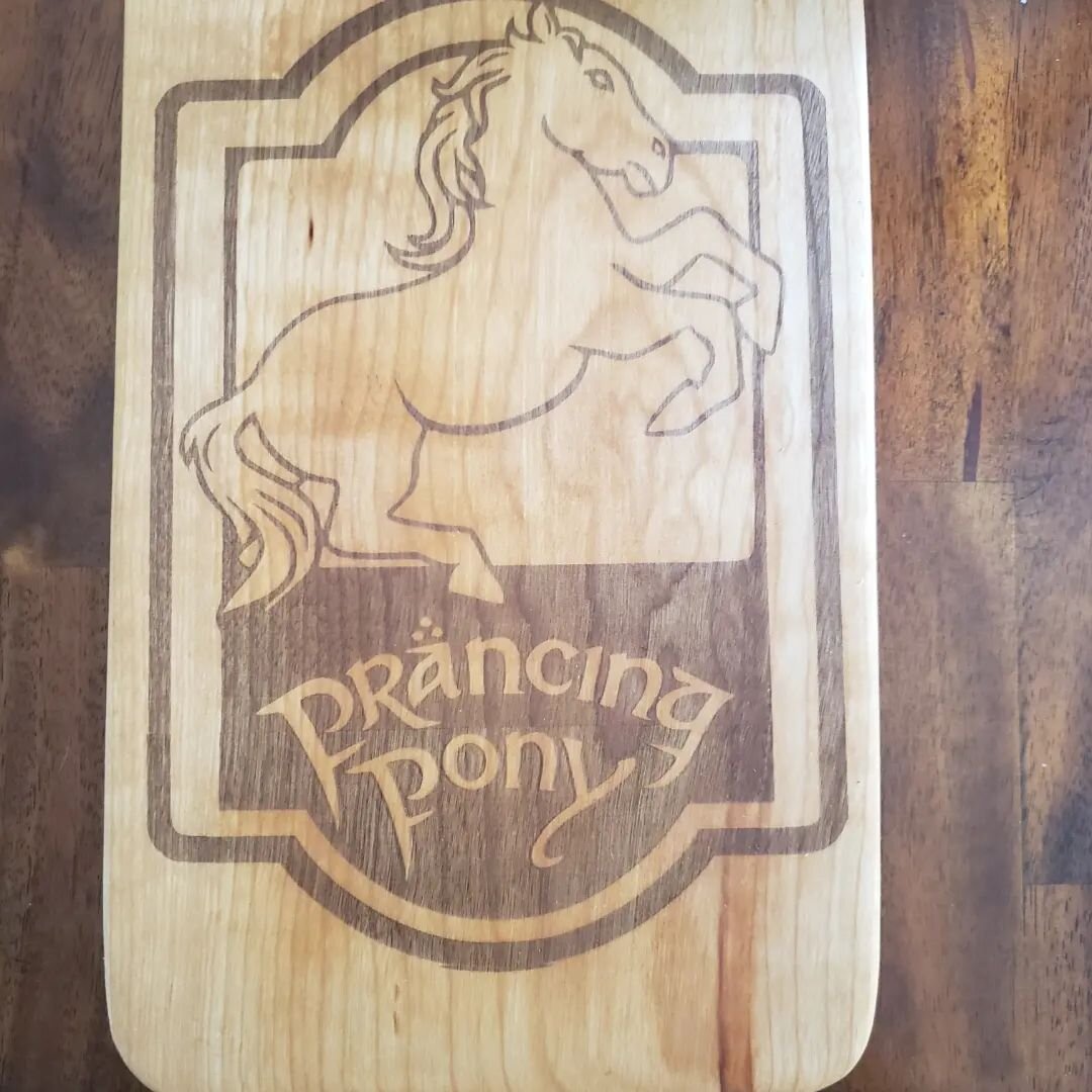 Two sided board. You'll have to decide, is it the brave and true brew or is it better if it comes in pints? 

#madeinmaine #mainewoodworker #mainebusinessowner #lotr