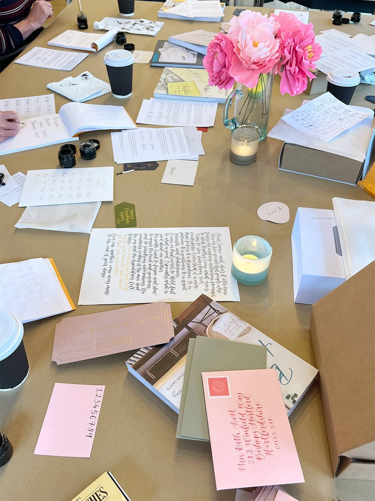 another-loop-beginners-calligraphy-class-bts.jpg