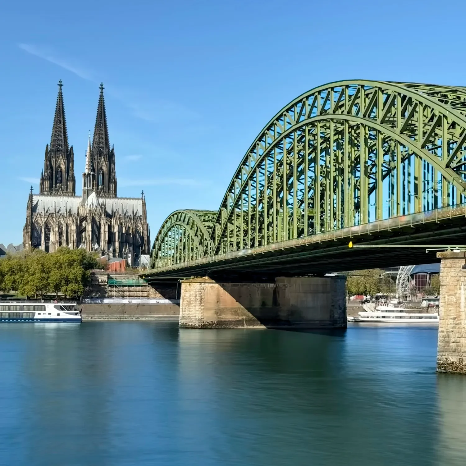 Cologne Cathedrahl photographed from the Rheinboulevard during the day
