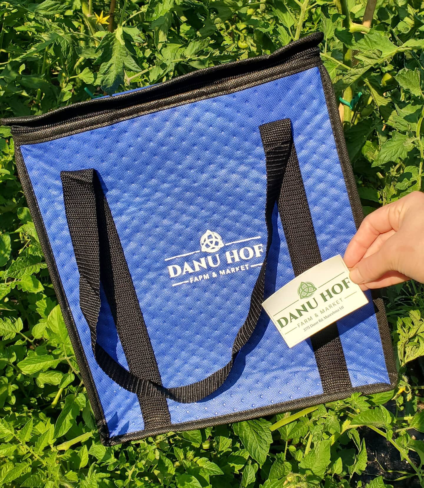 If you can spend $30 in 30 seconds at the grocery store like I can, consider investing it in a local farm this week instead!

@danuhof is offering memberships that come with great benefits and this awesome cooler bag and sticker!!!

We can all make a