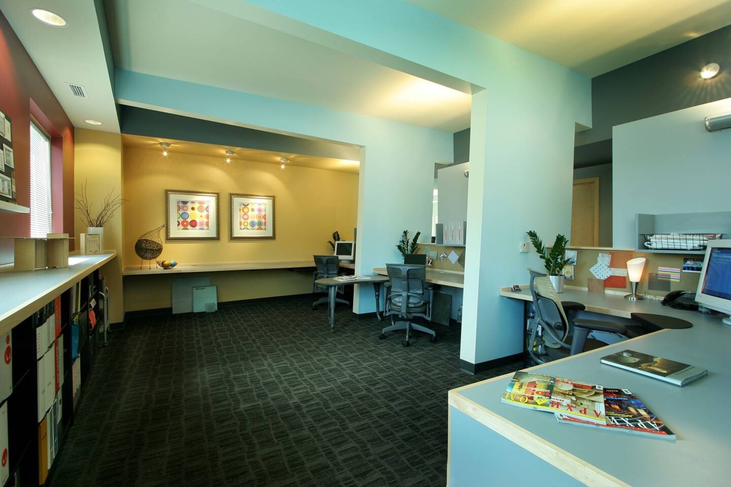 ZINGG OFFICE 2.jpg