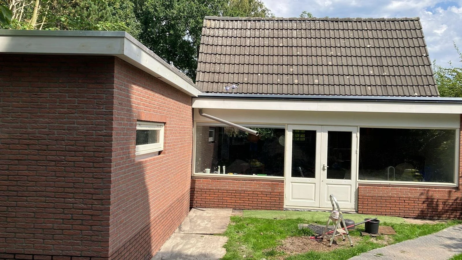 Aanbouw aan woning in Twisk