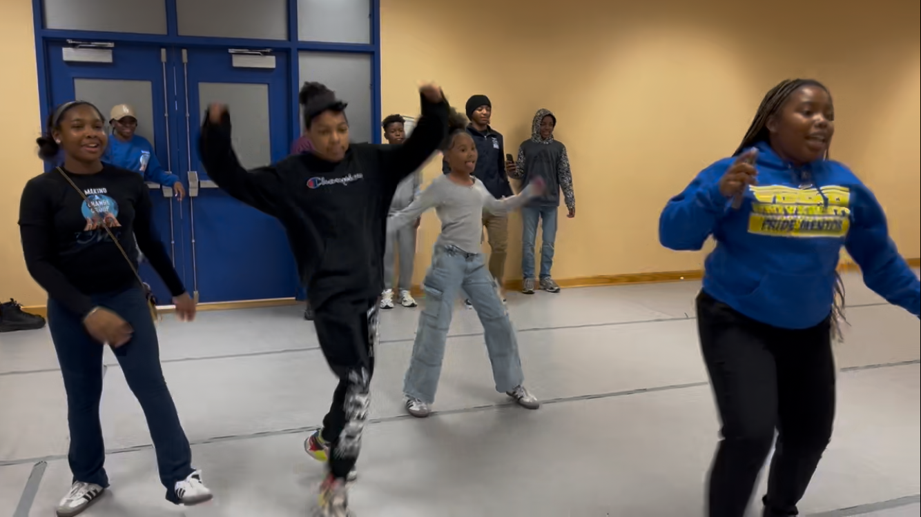 YDU Partners with Team MAC for Hip-Hop Class and STEM Session 